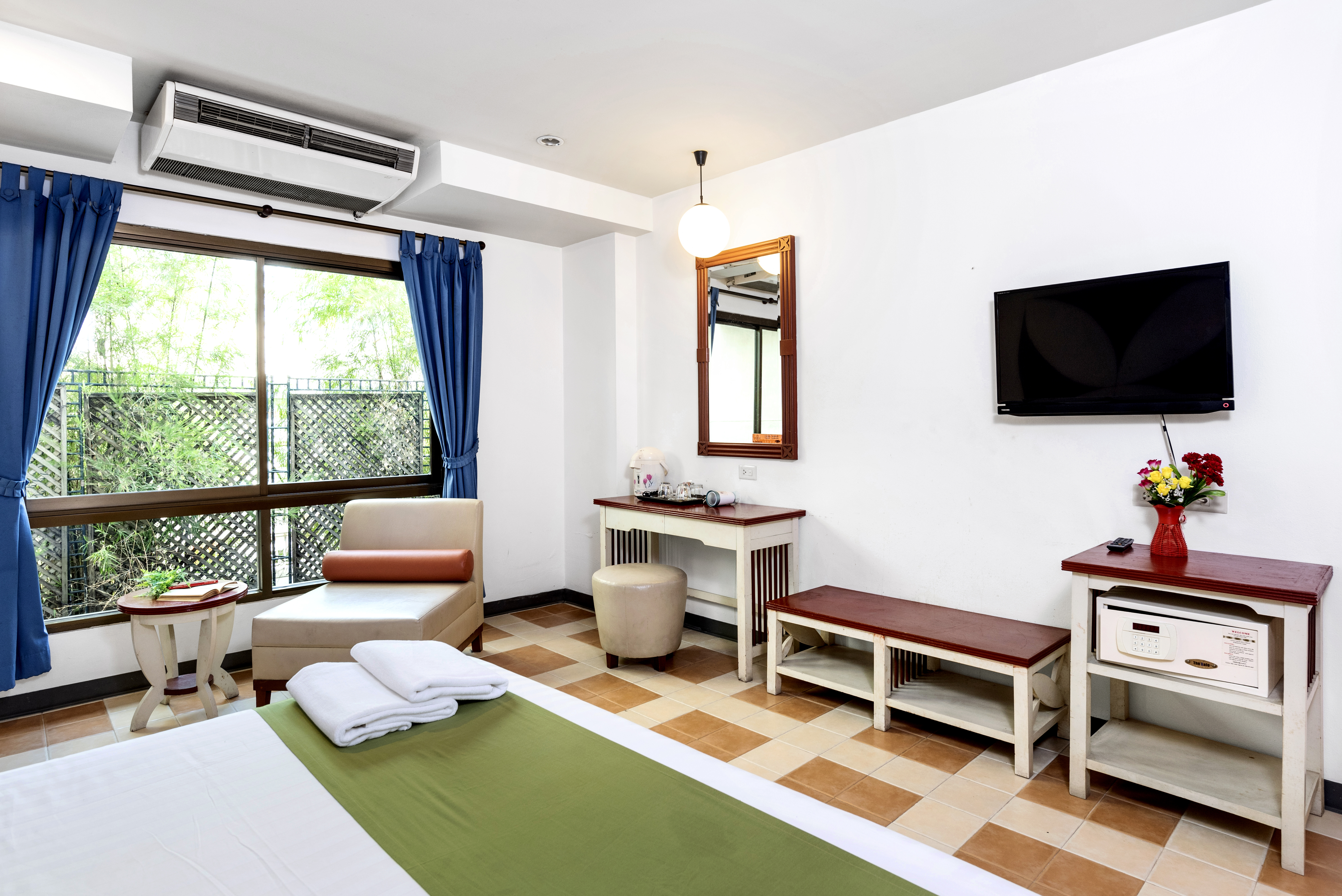 Double or Twin Superior