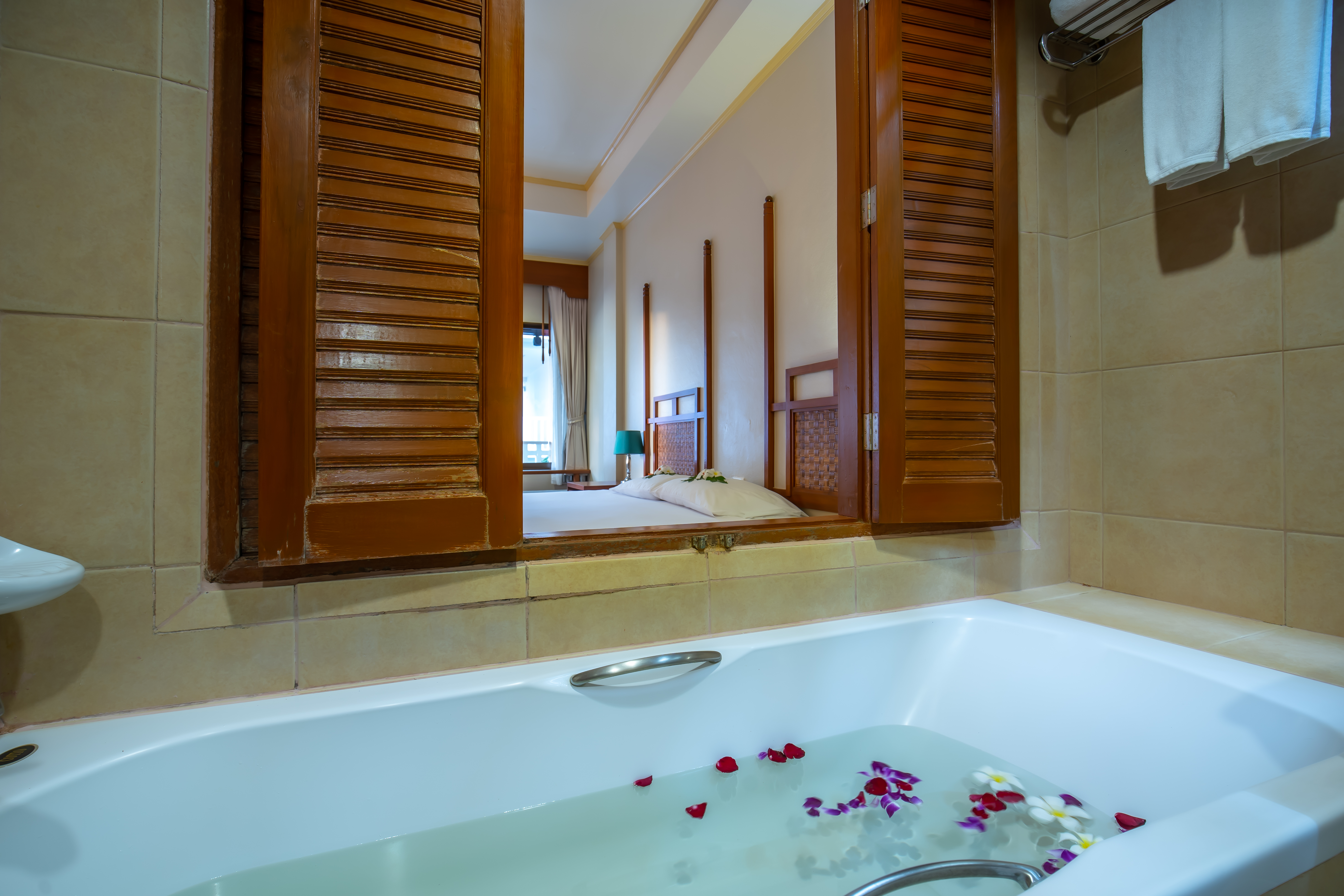 Double or Twin Deluxe