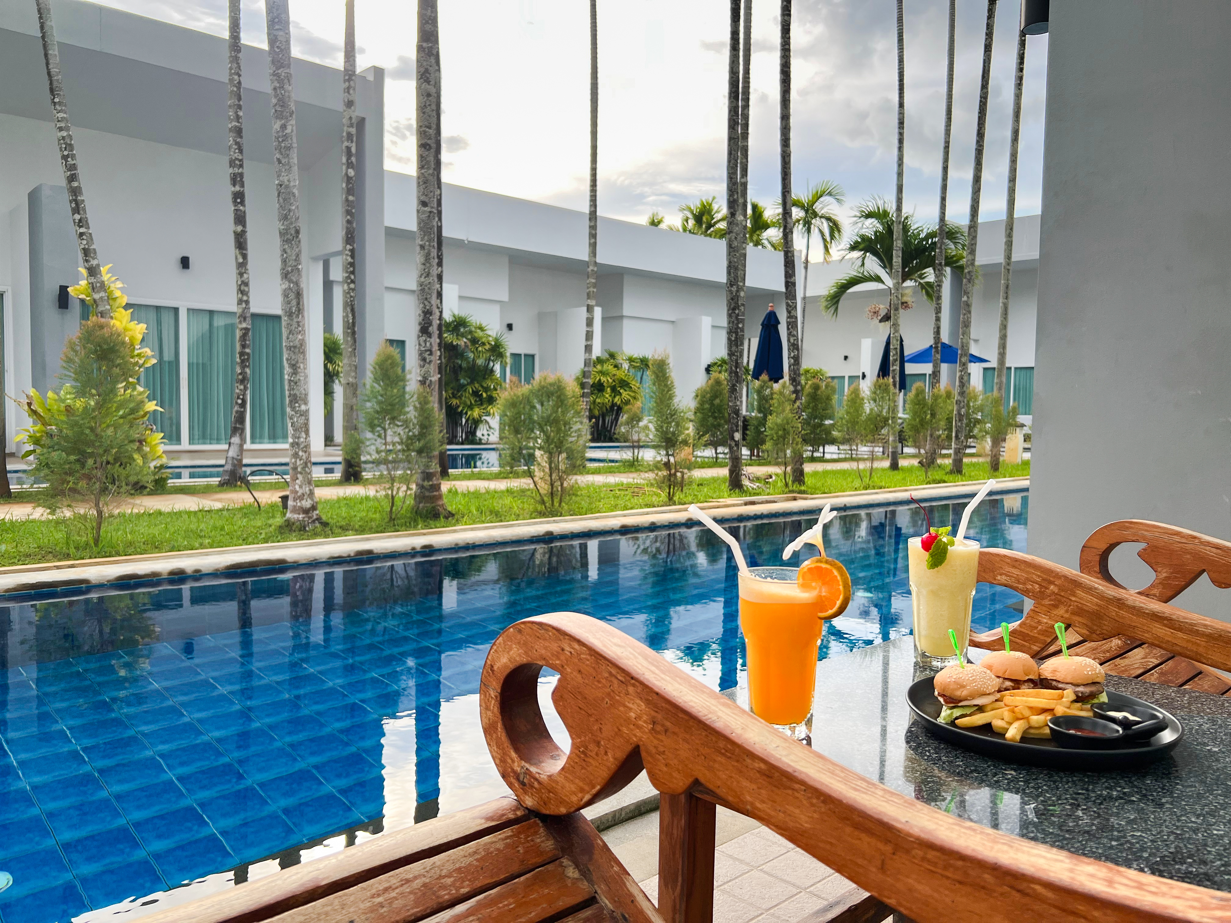 Double or Twin Deluxe