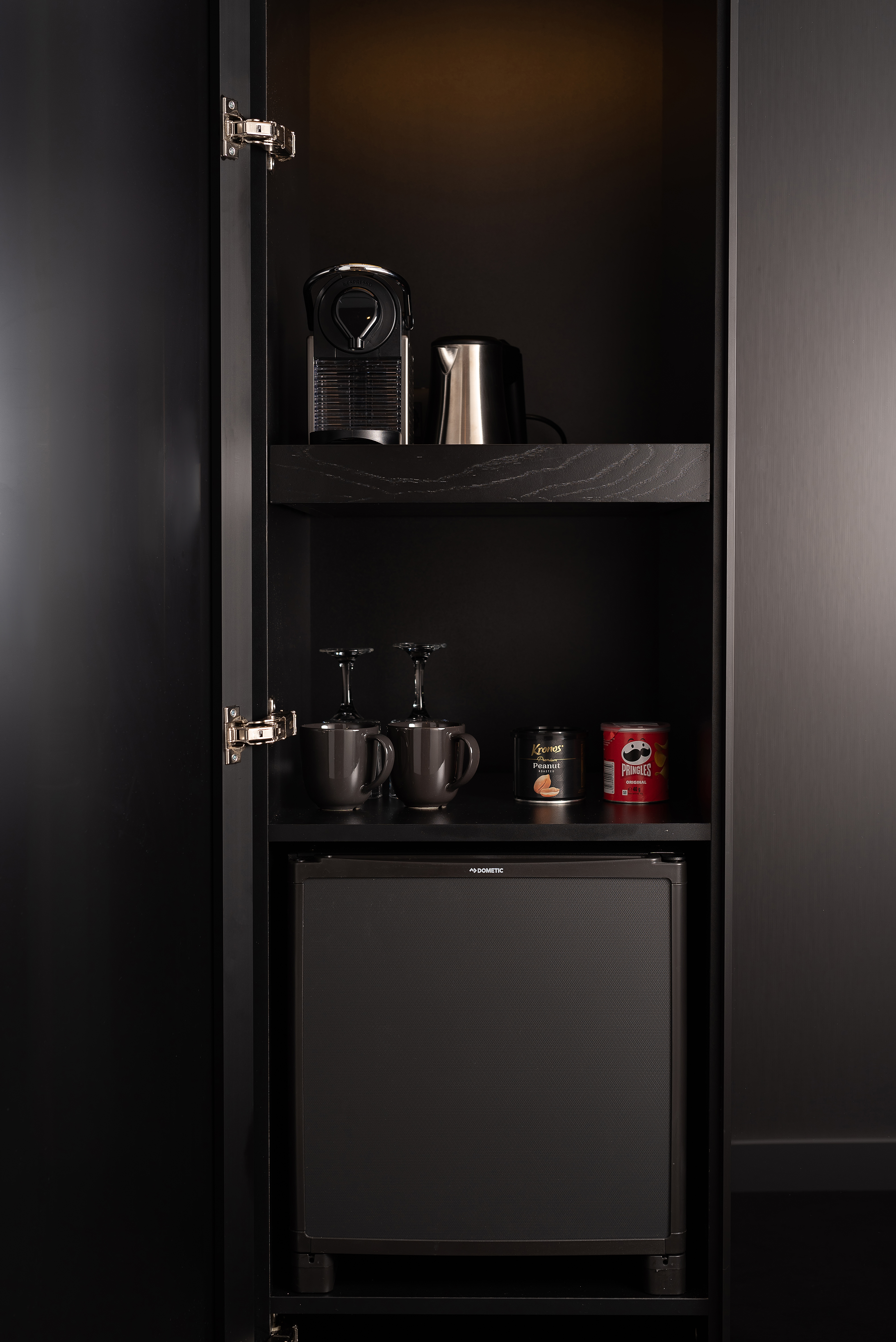 Double Deluxe One Bed