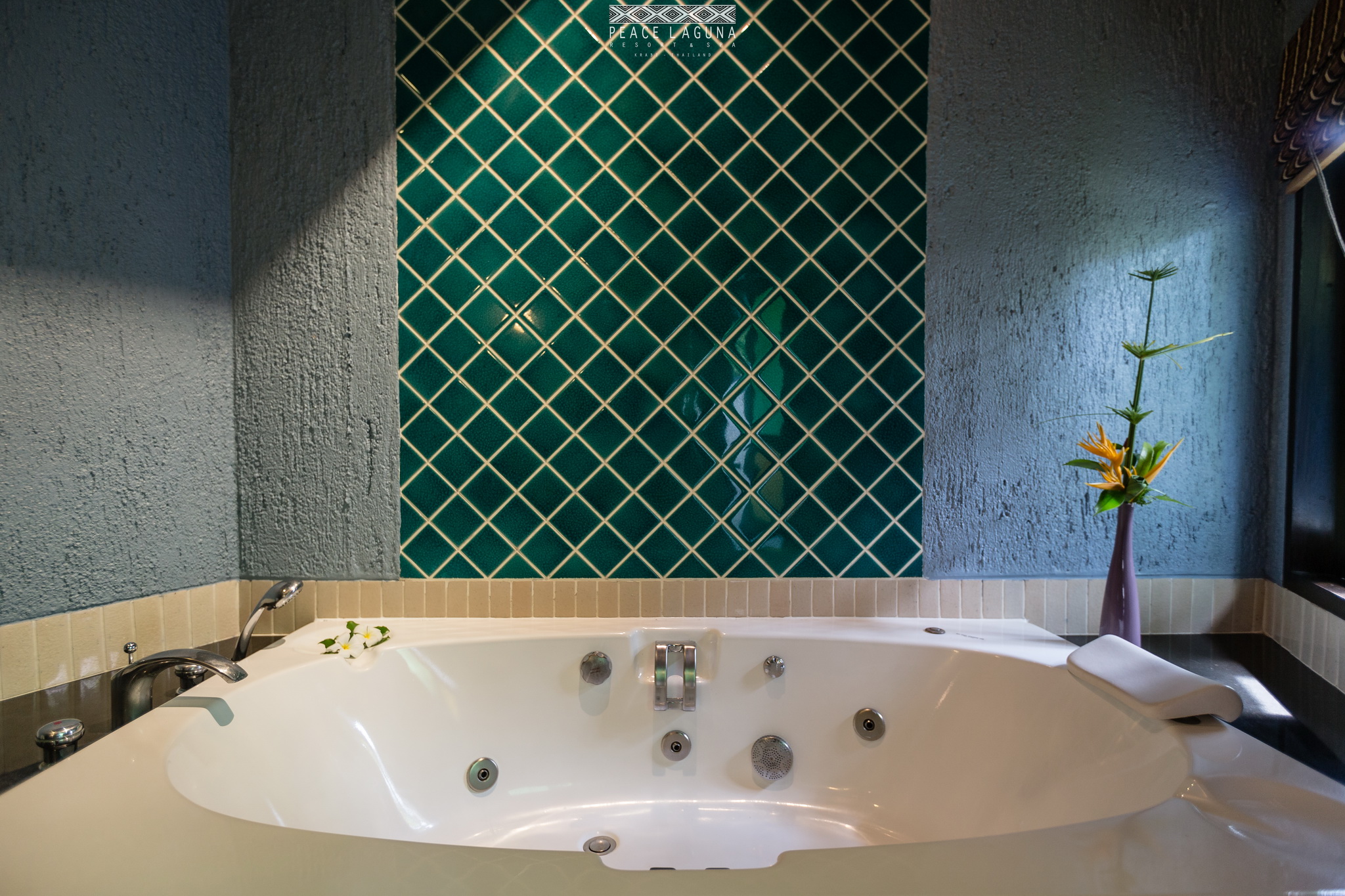 Double or Twin Deluxe