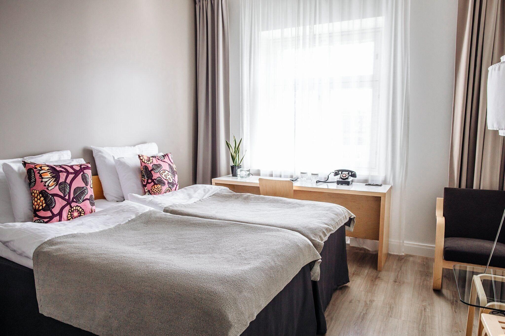 Double or Twin Standard