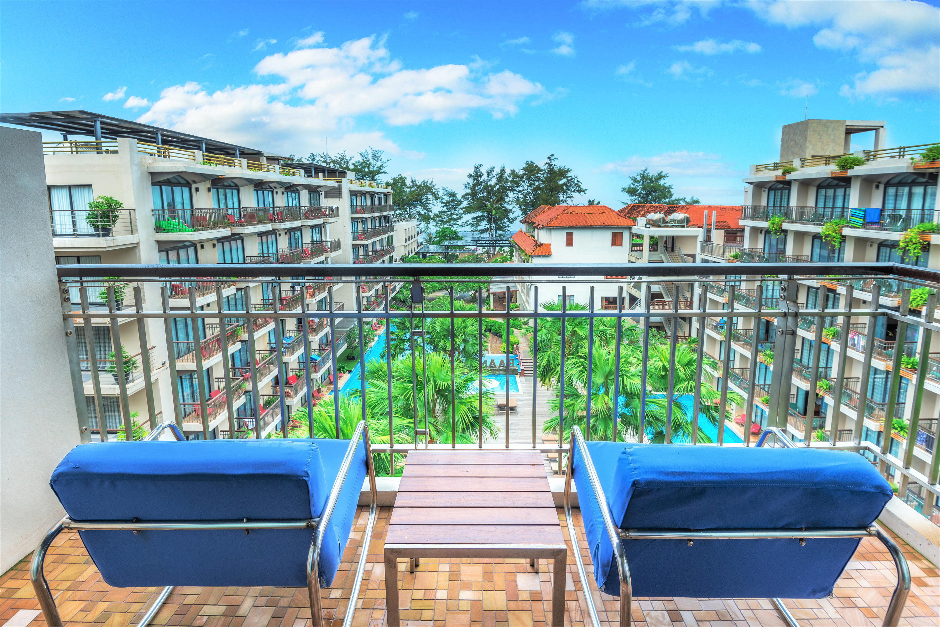 Double or Twin Deluxe Sea View