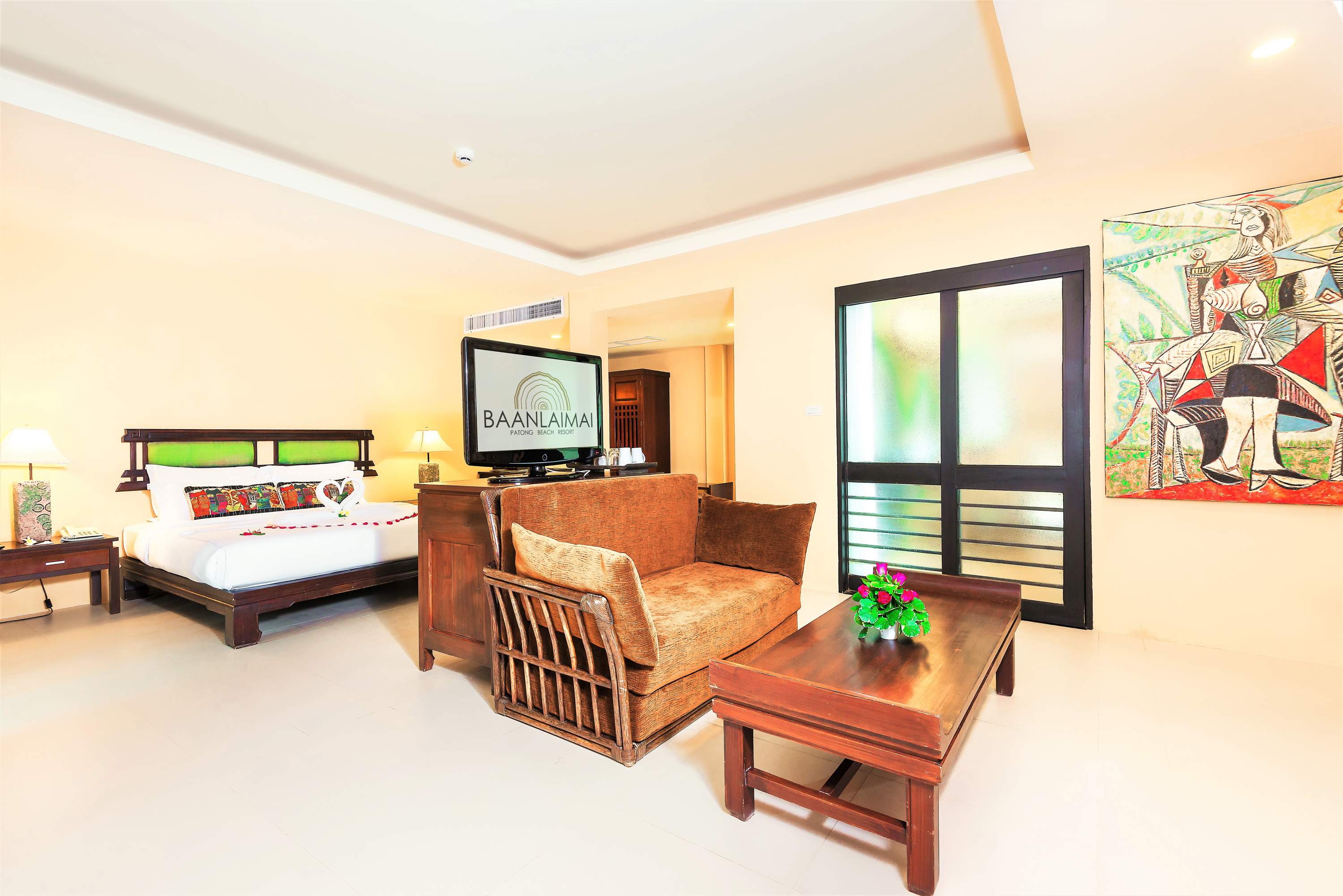 Double or Twin Deluxe Sea View