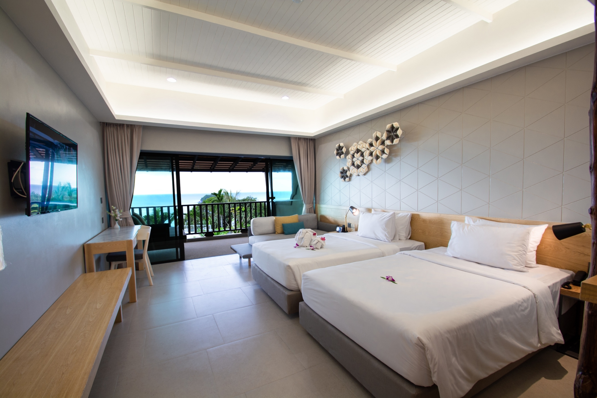 Double or Twin Deluxe Sea View