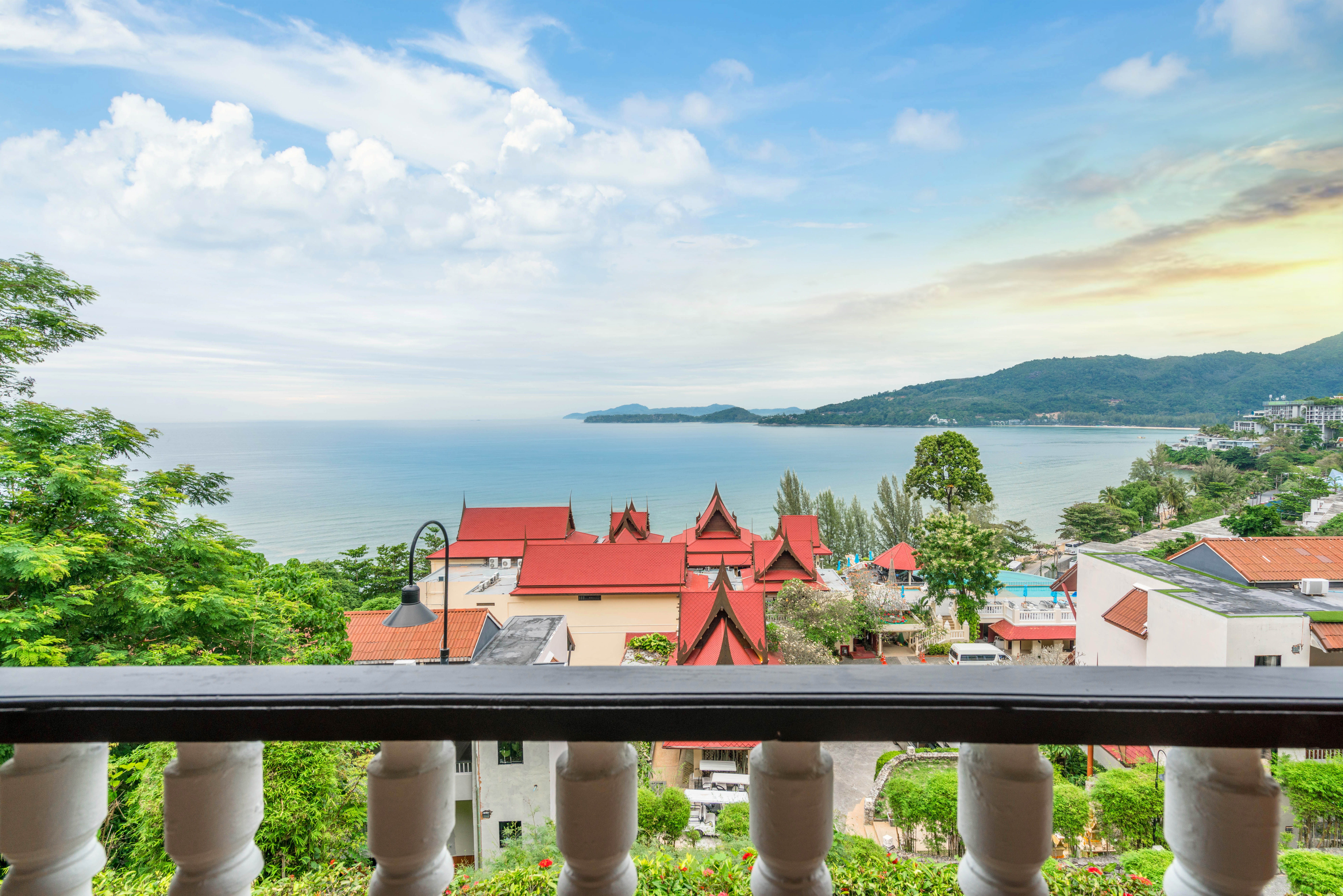 Double or Twin Premier Sea View