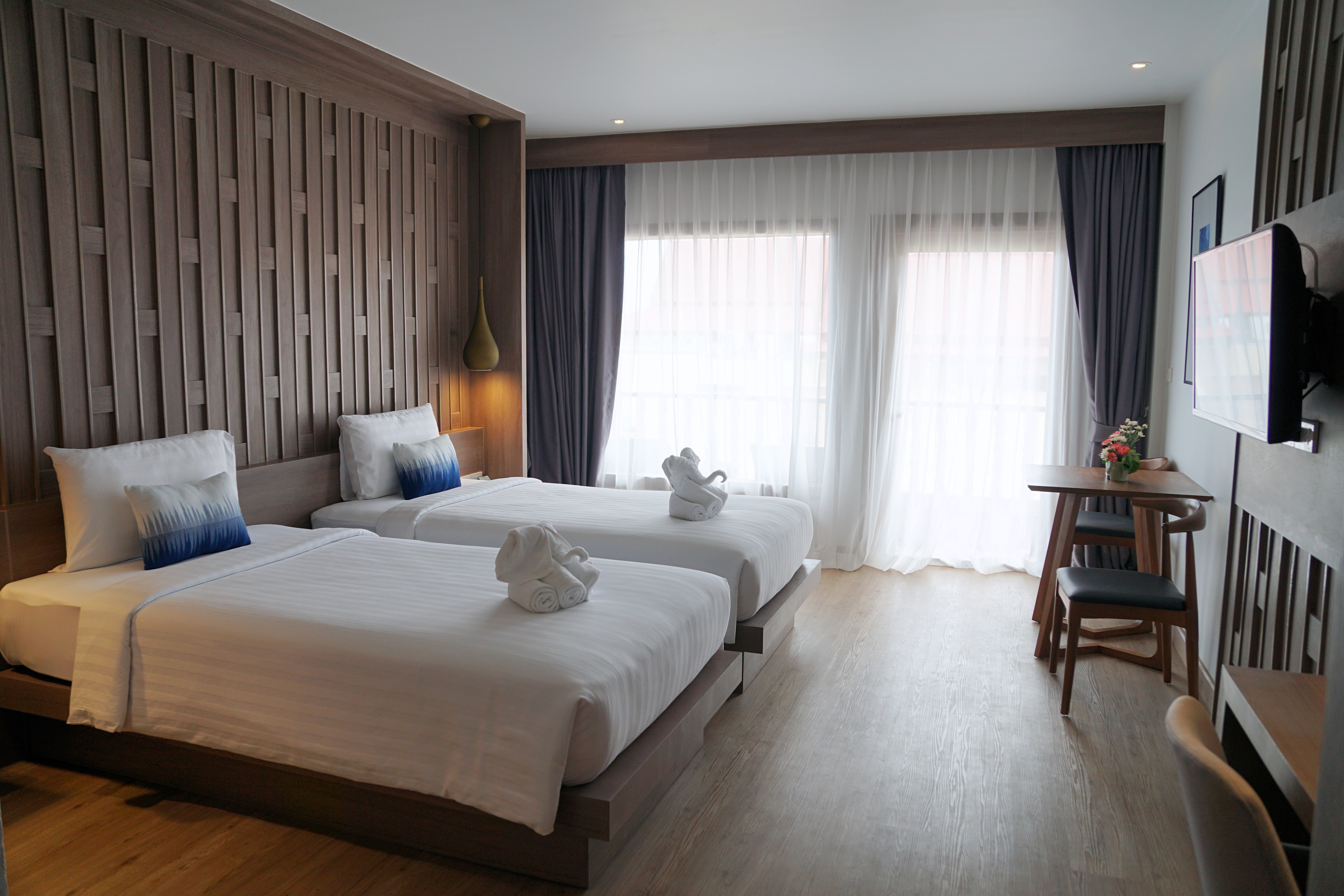 Double or Twin Deluxe