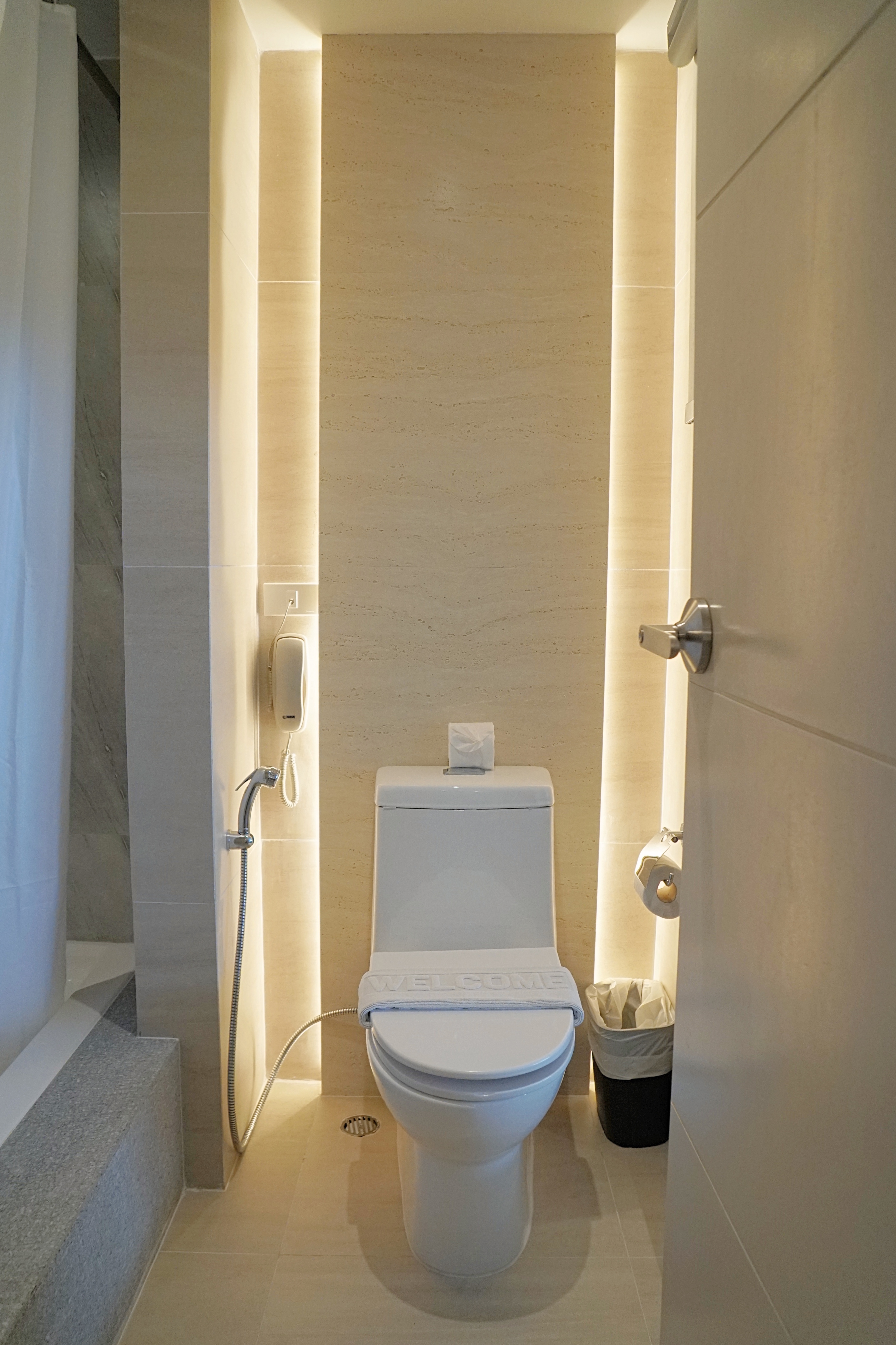 Double or Twin Deluxe