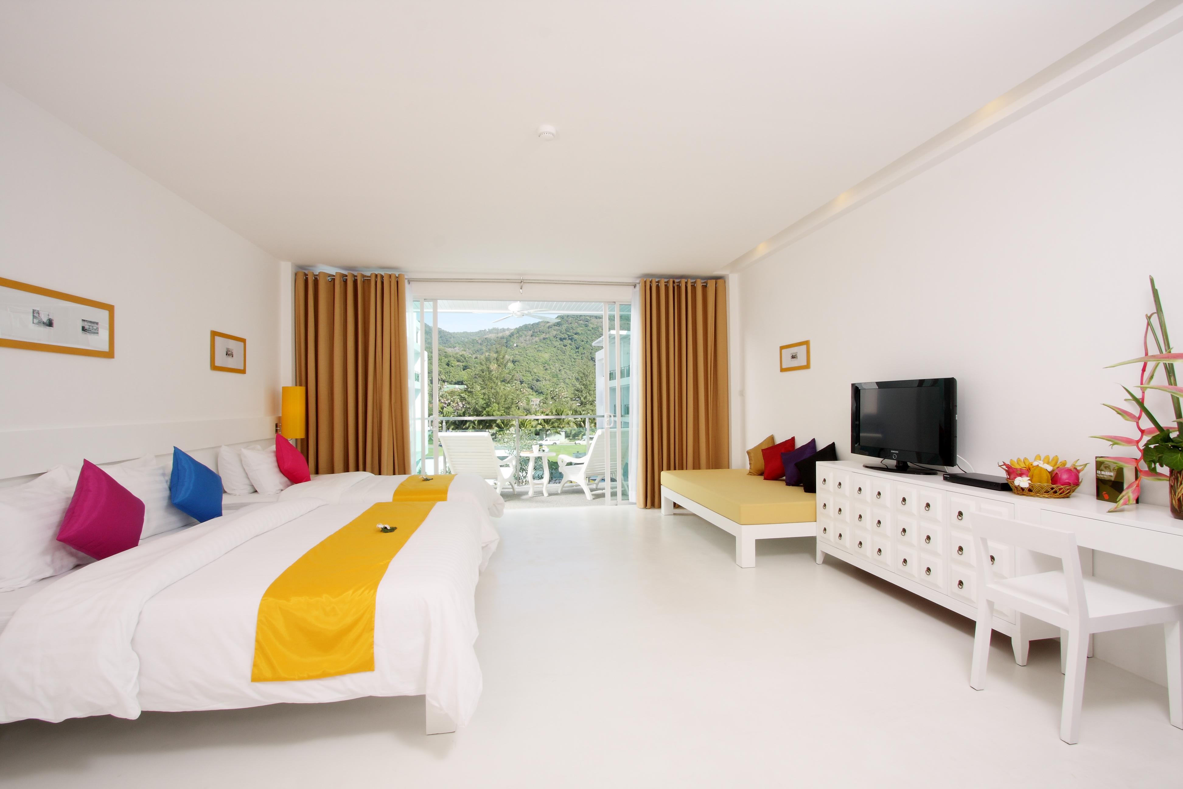 Double or Twin Deluxe Pool View