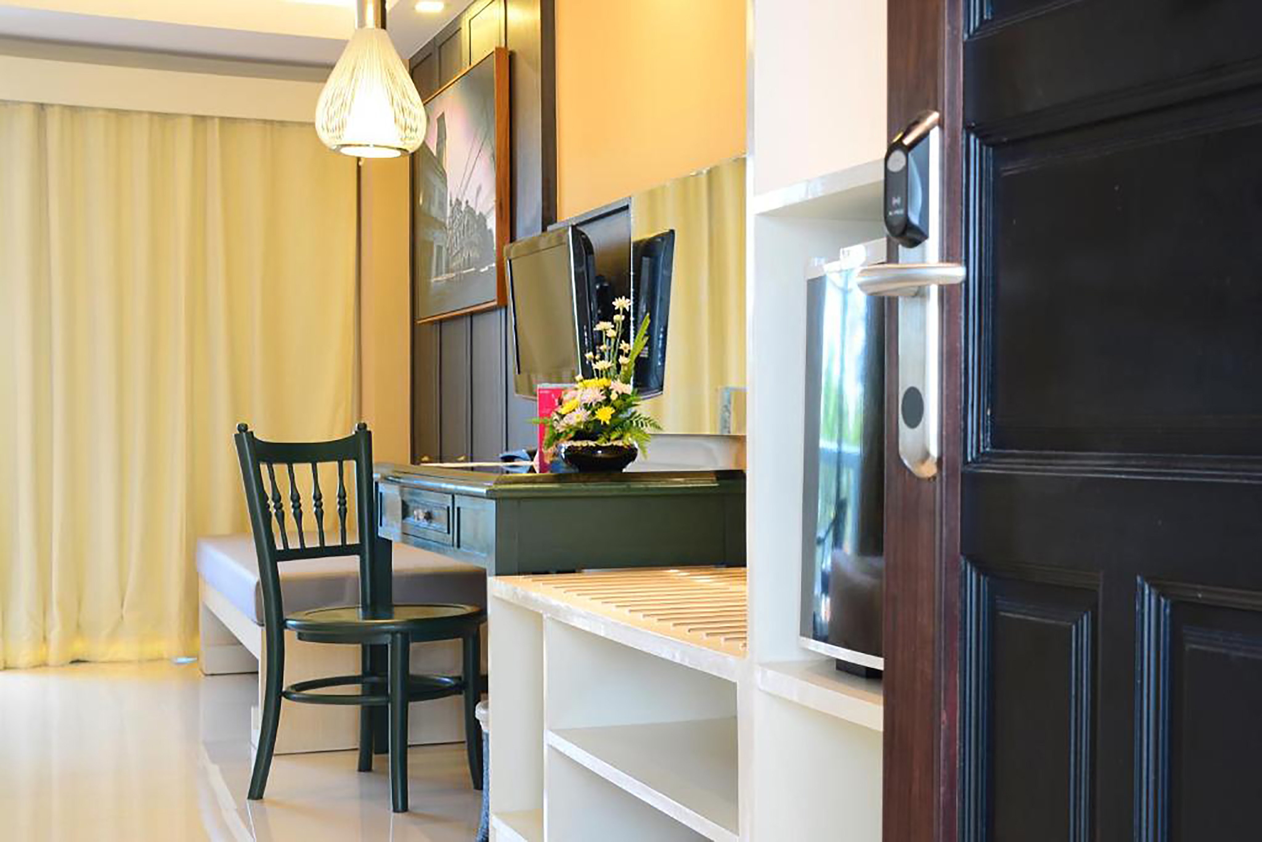 Double or Twin Deluxe