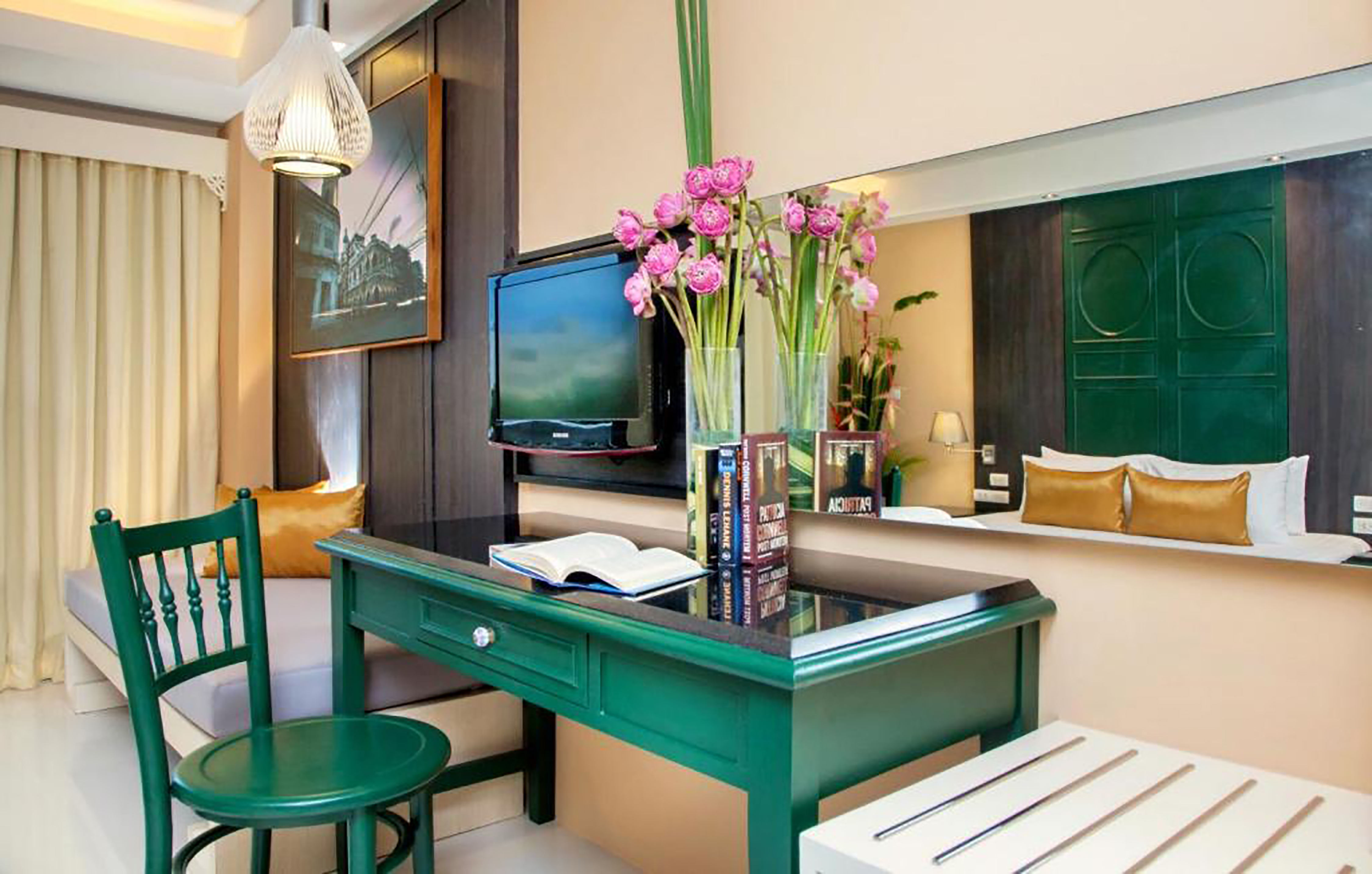 Double or Twin Deluxe