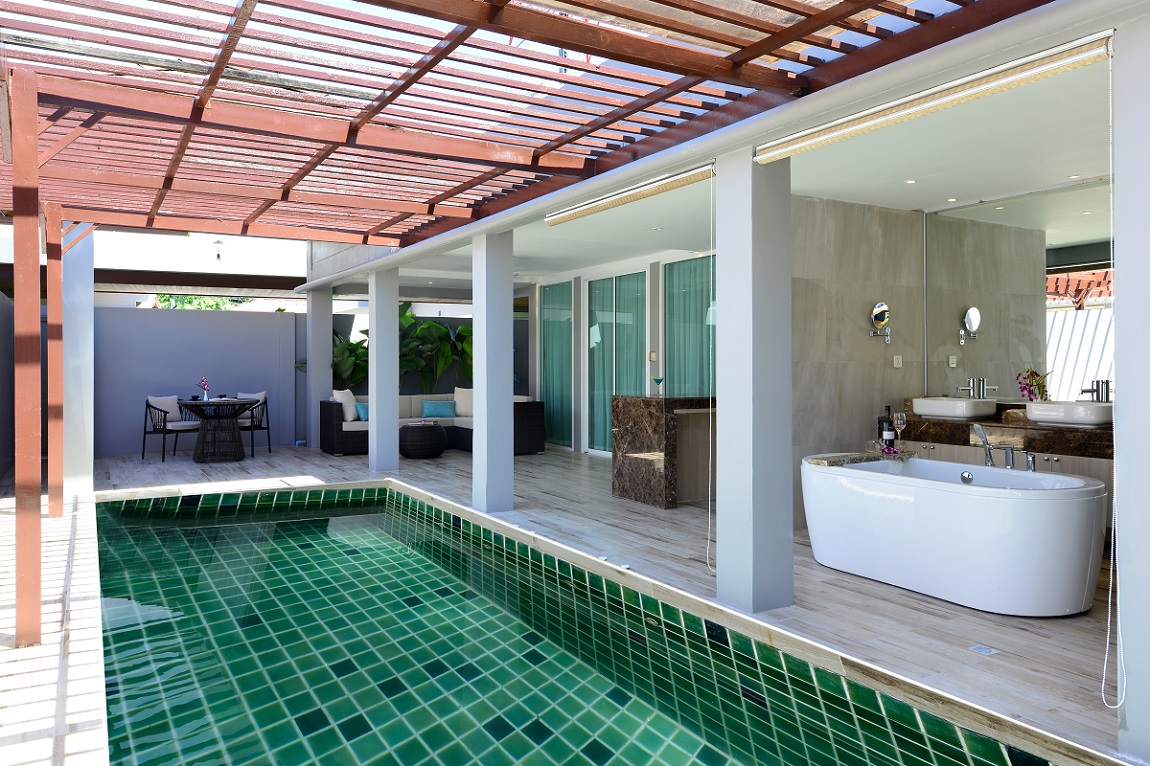 Suite with Private Pool