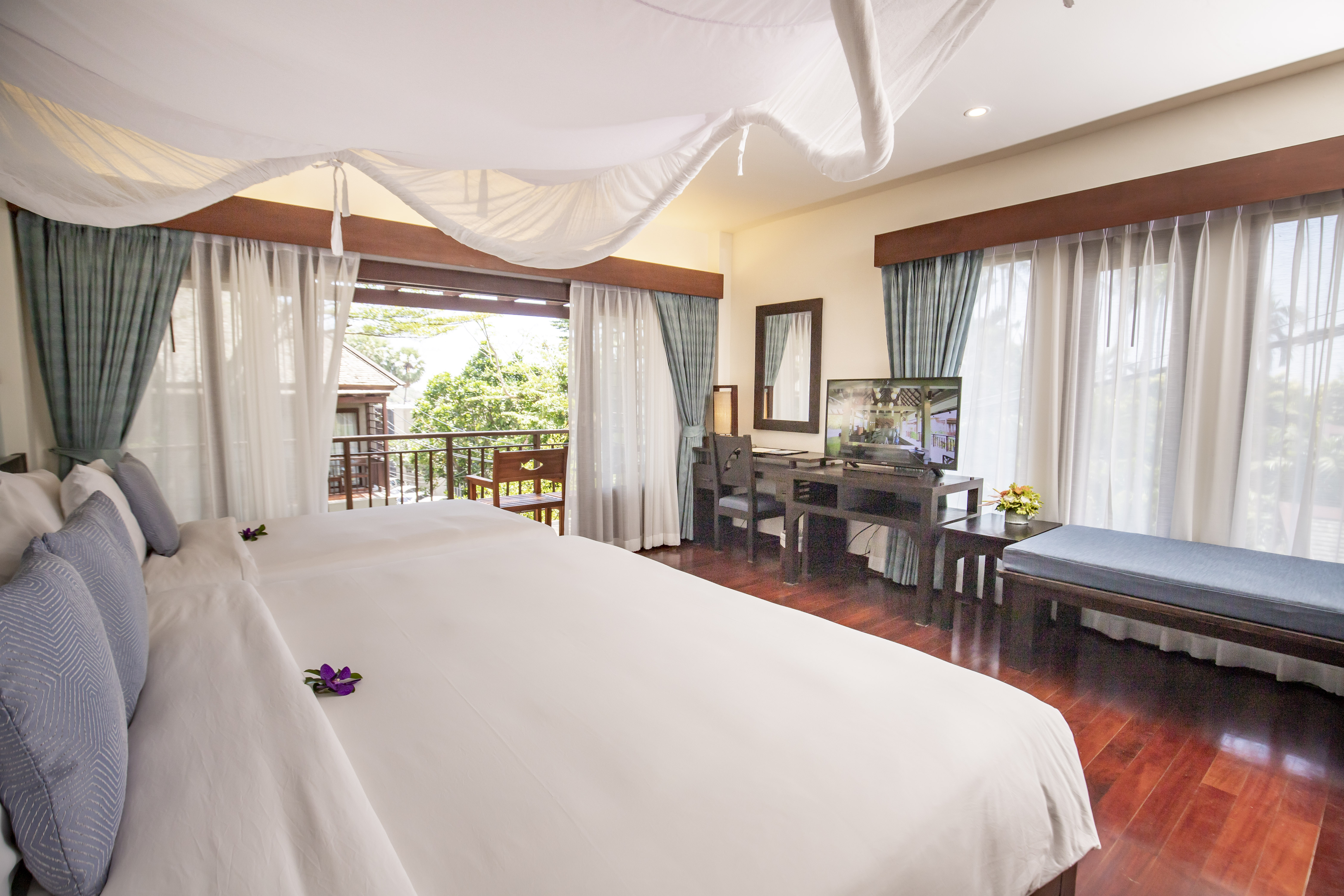 Double or Twin Superior