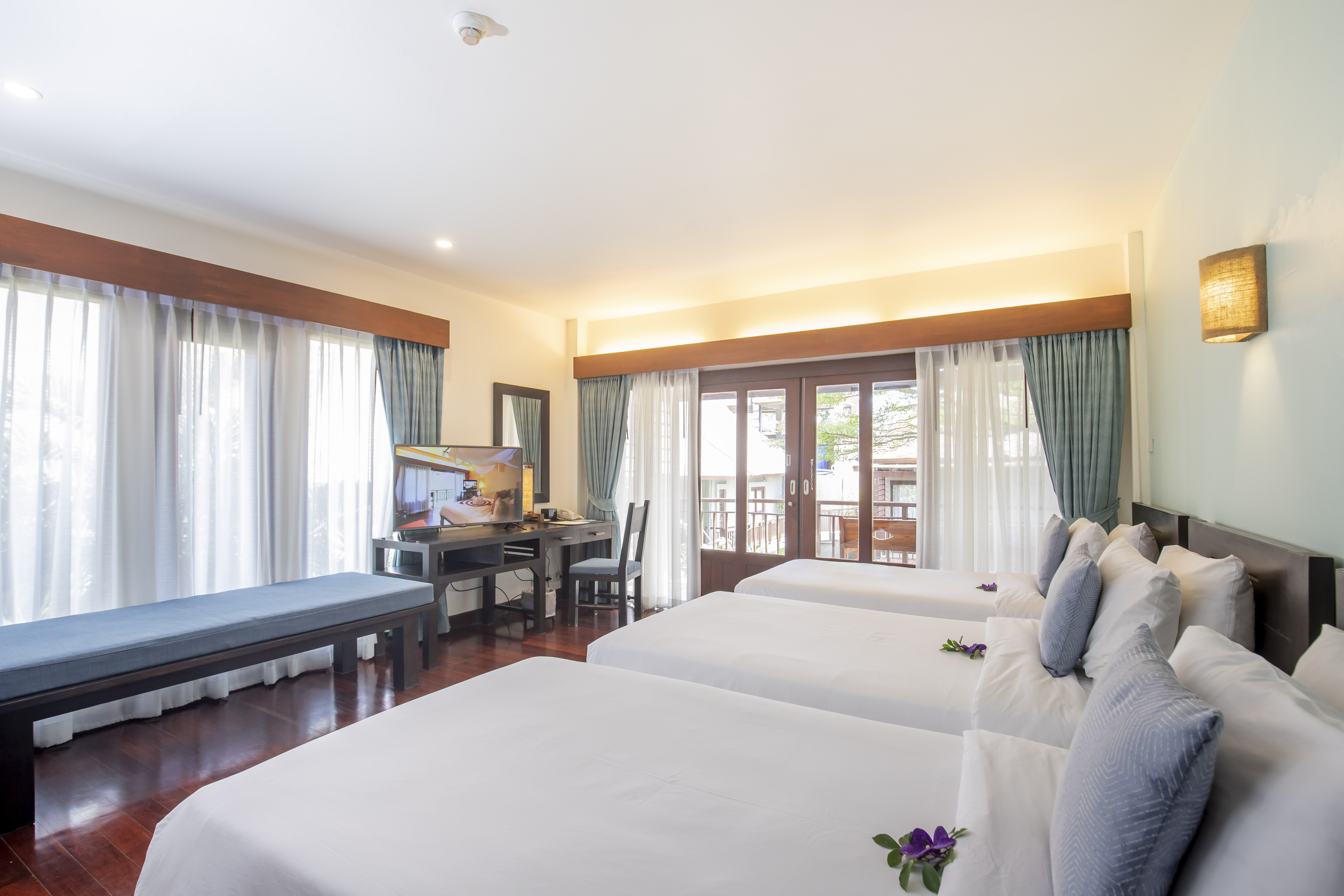 Double or Twin Superior