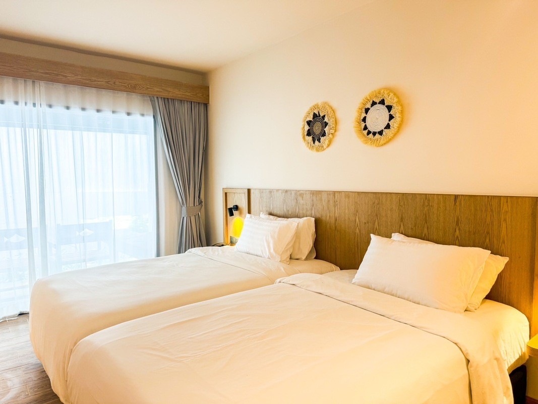 Double or Twin Standard