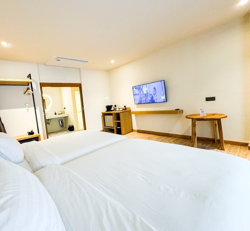 Double or Twin Standard