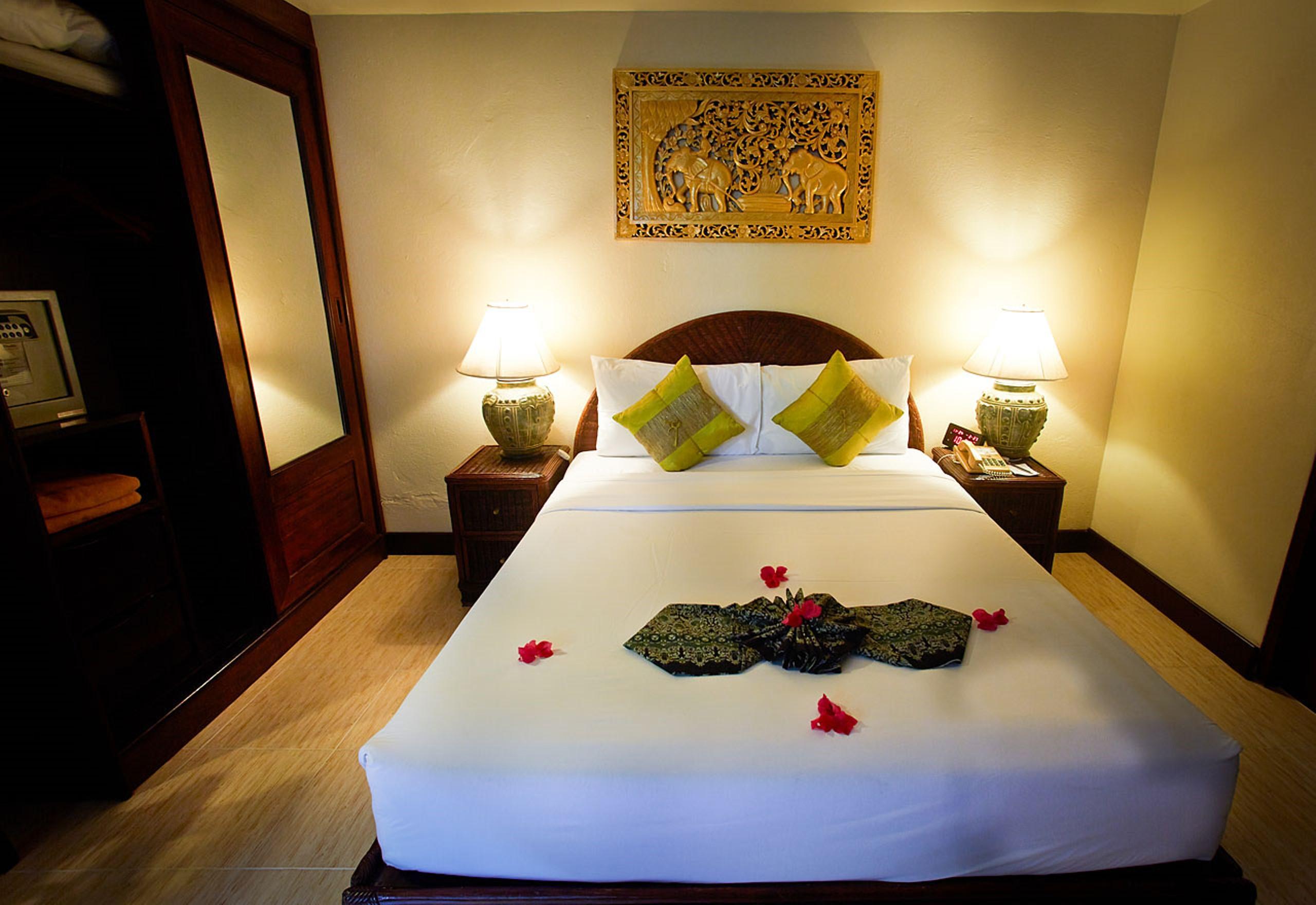 Double or Twin Standard