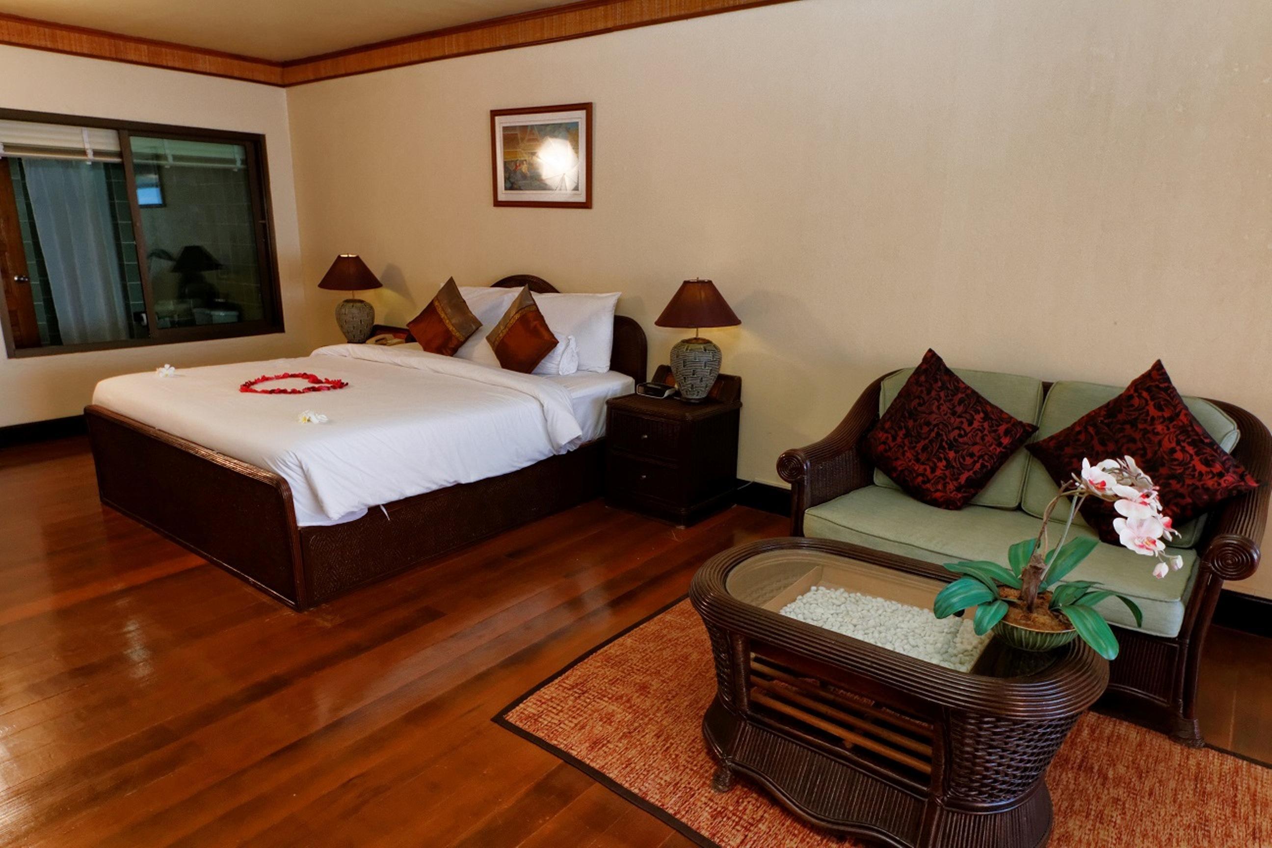 Double or Twin Deluxe Sea View