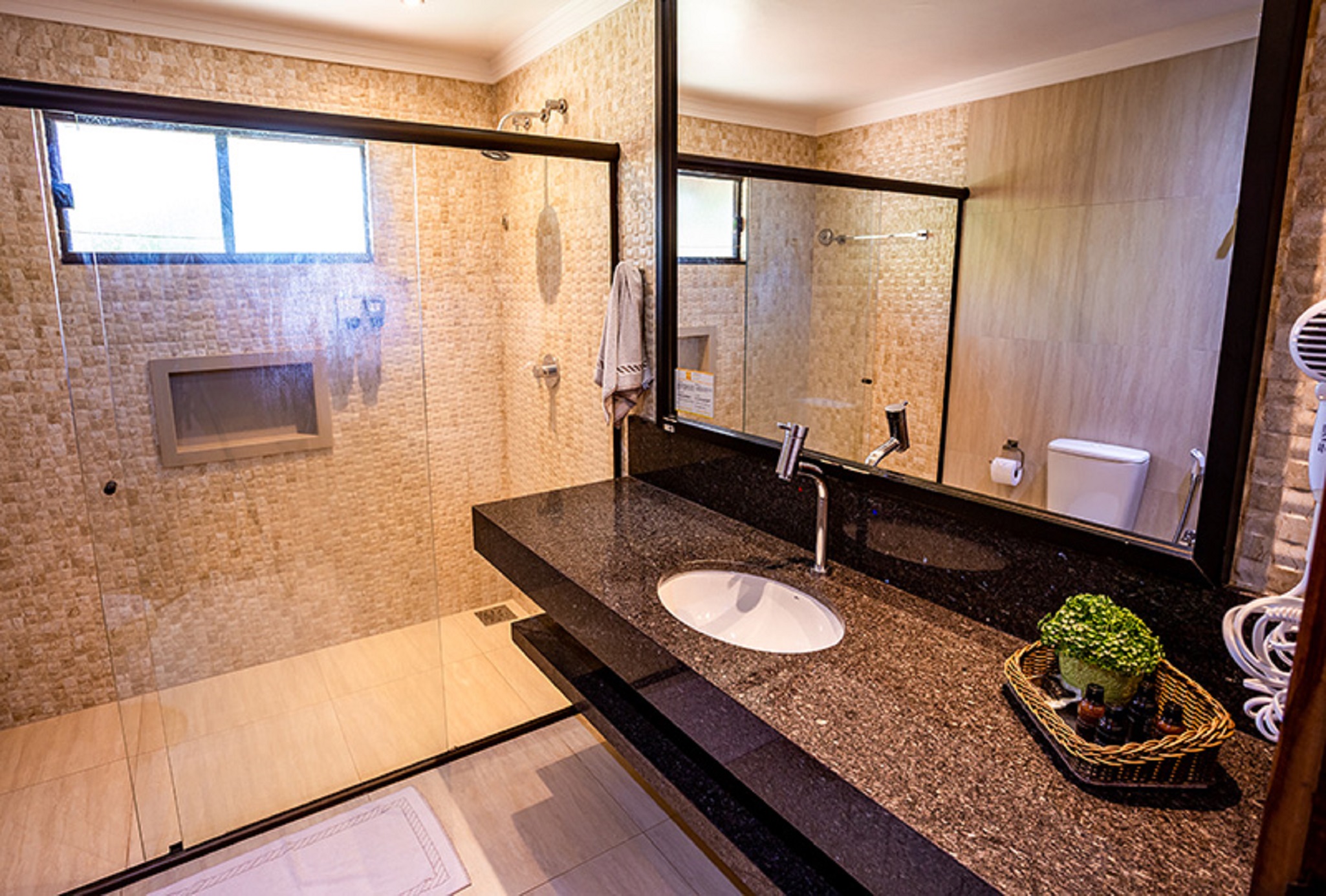 Family Room Capacity 3