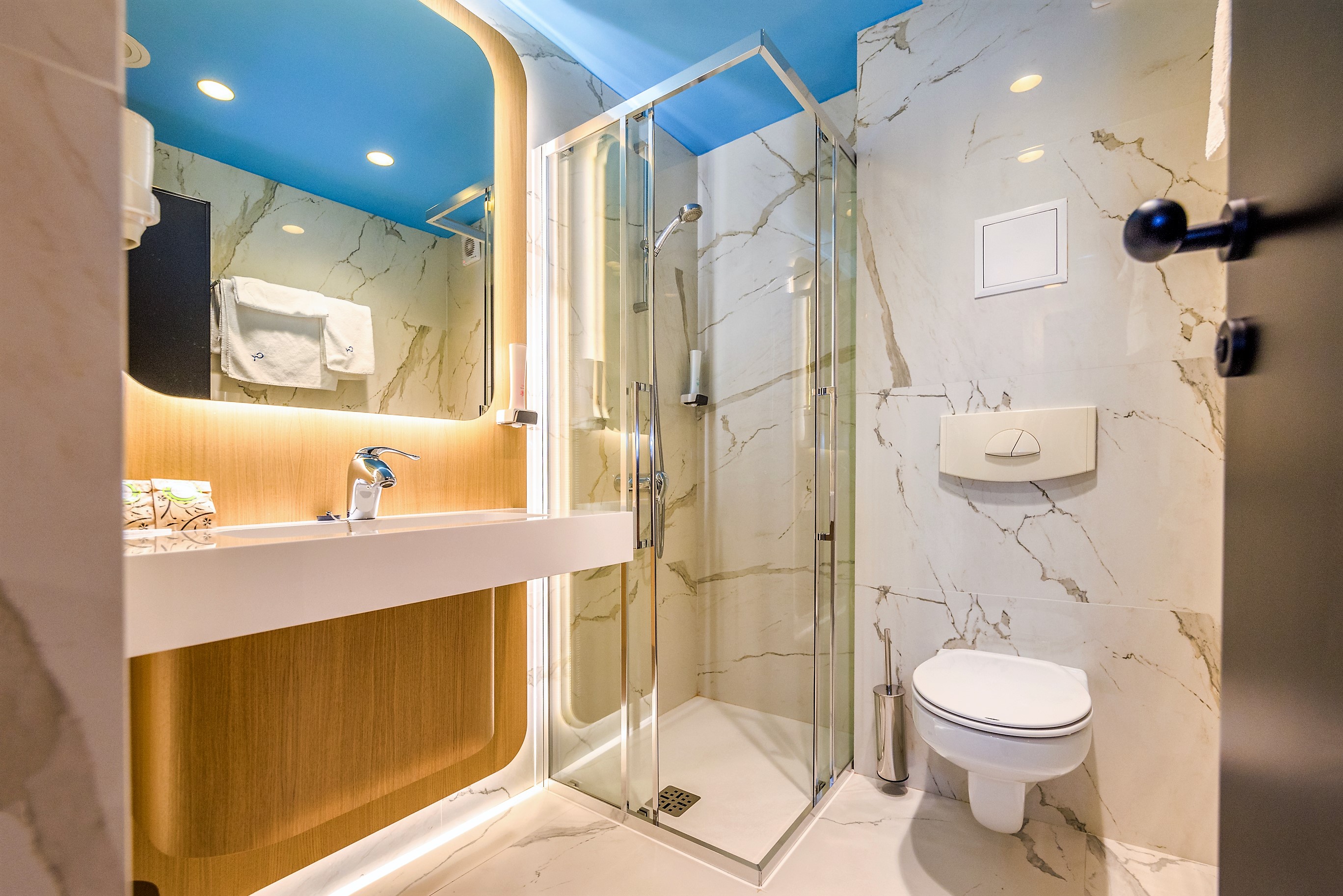 Double or Twin Superior