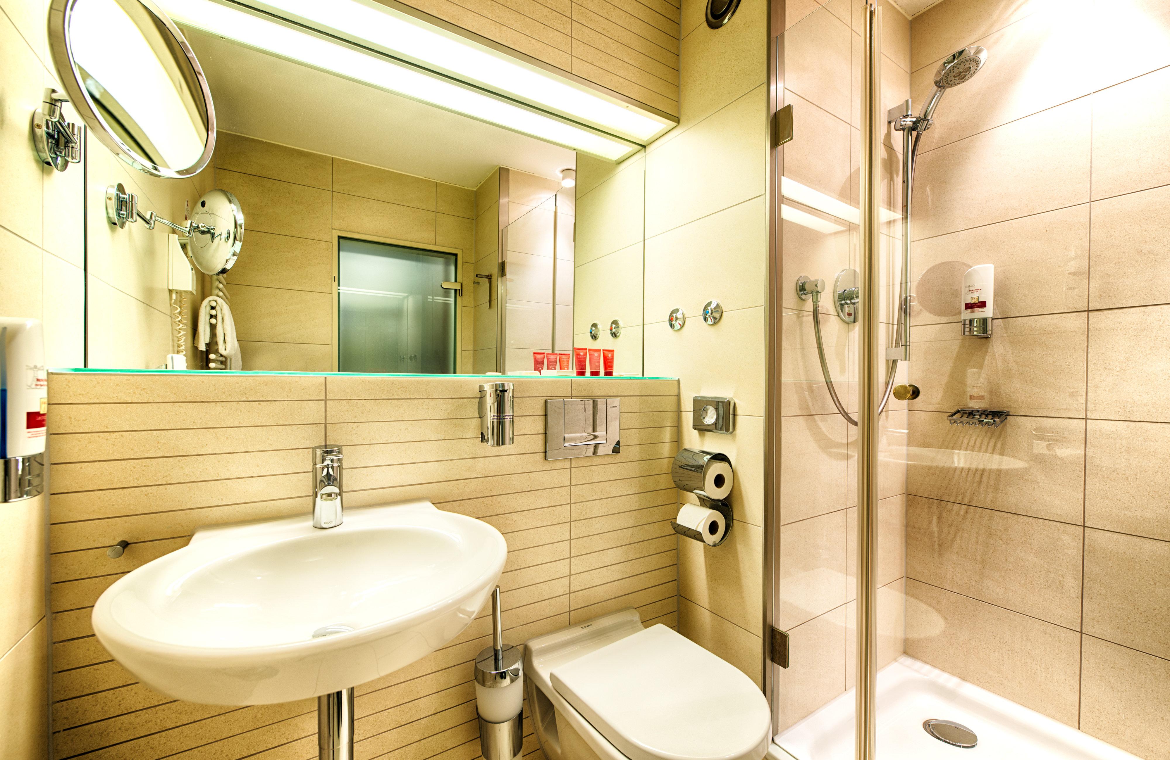 Double or Twin Standard