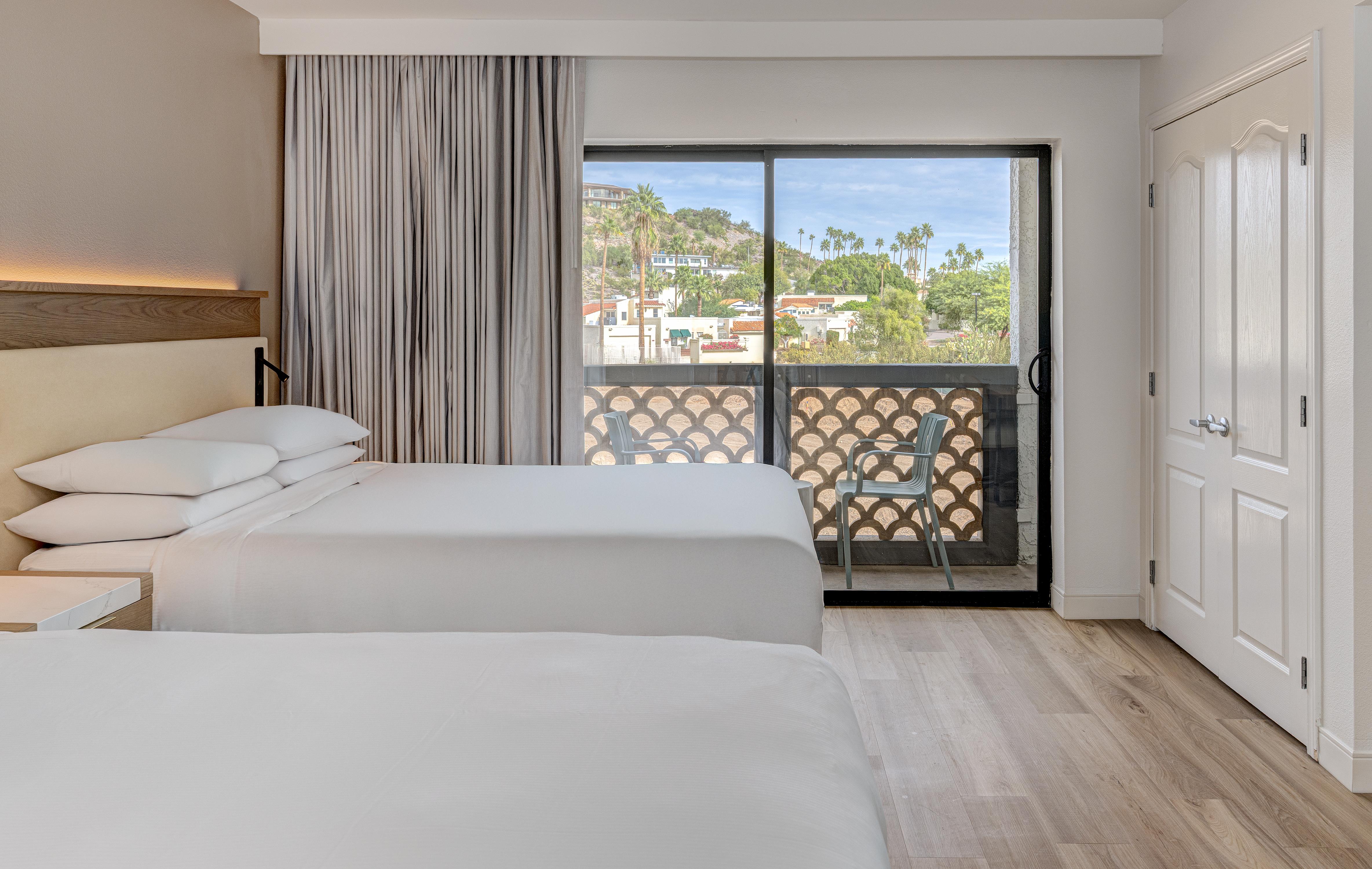 Suite Two Queen Beds One Bedroom