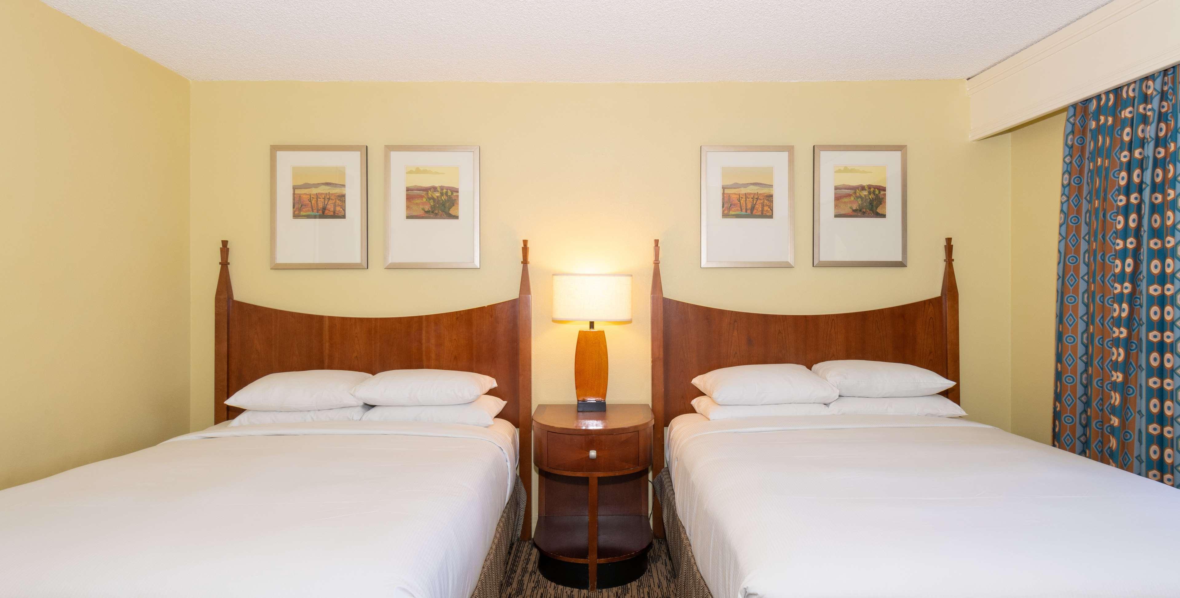 Suite Two Queen Beds One Bedroom