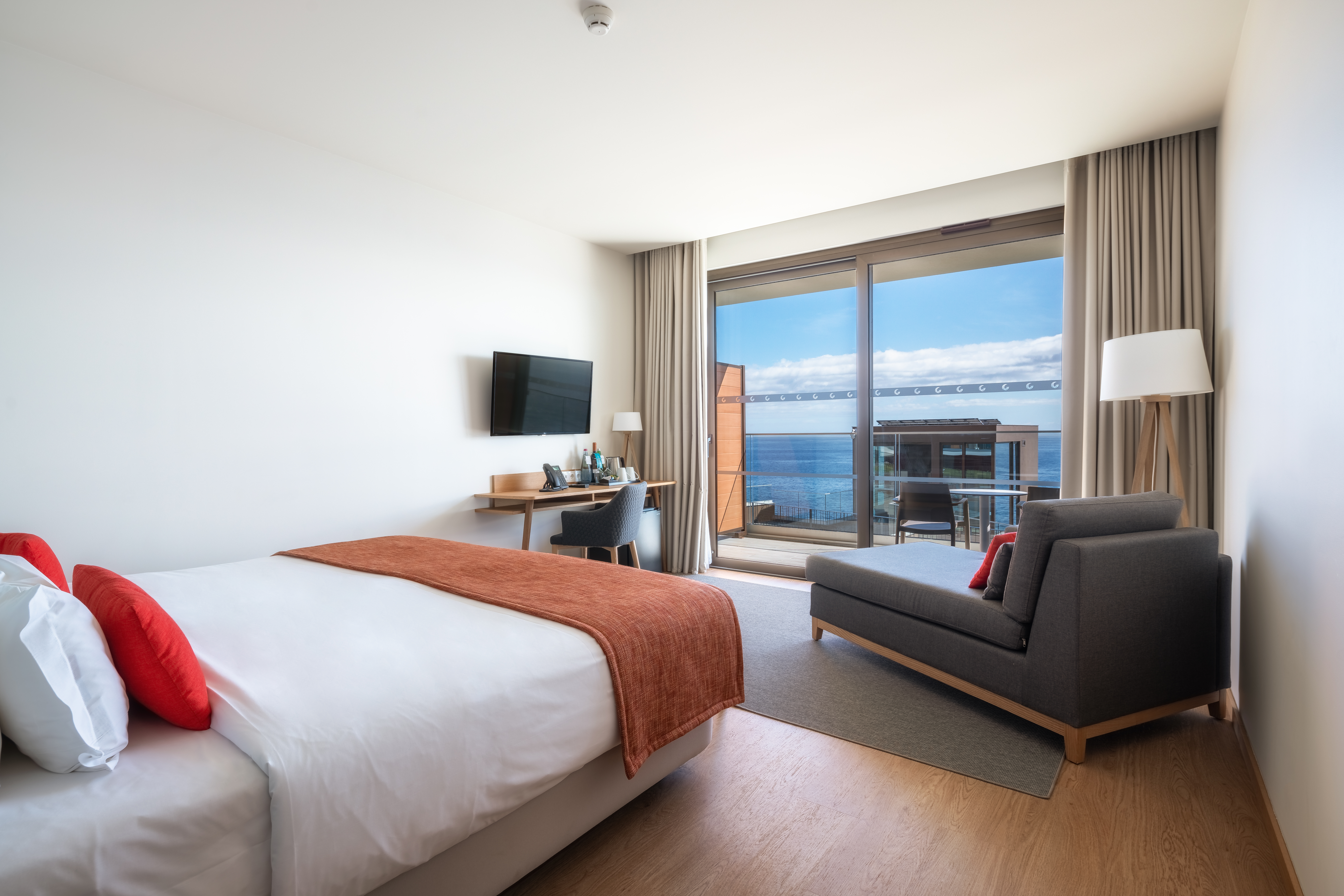 Double or Twin Superior Sea View