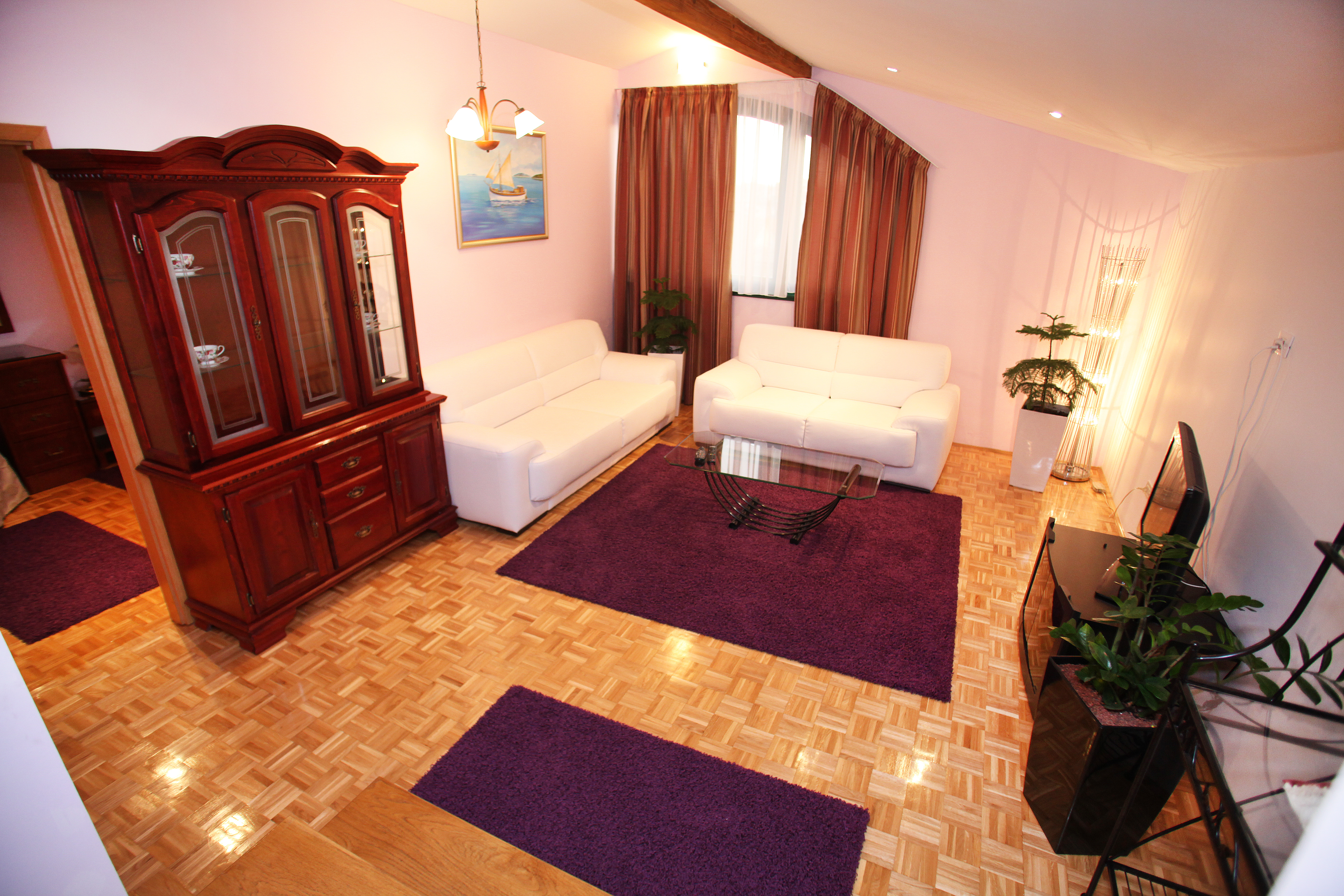 Apartment Capacity 5 Two Bedrooms