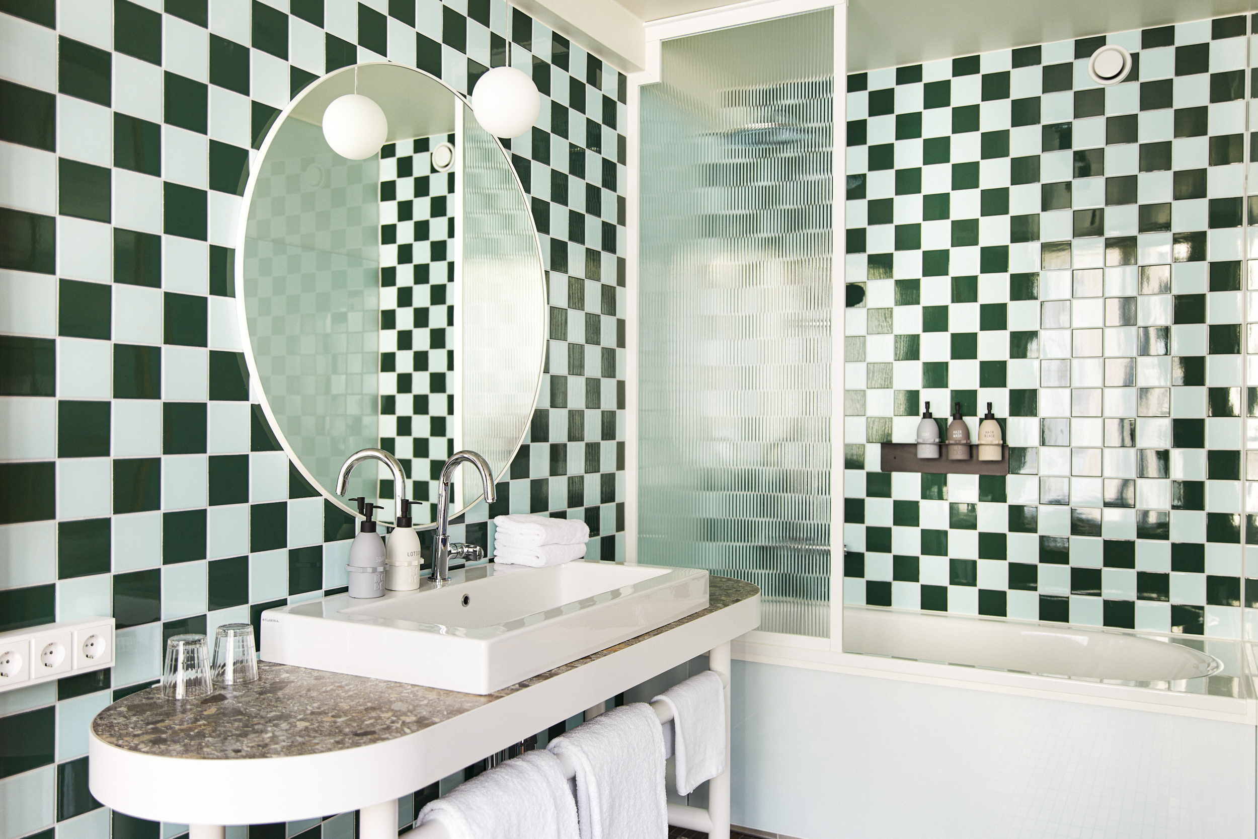 Double King Size Bed