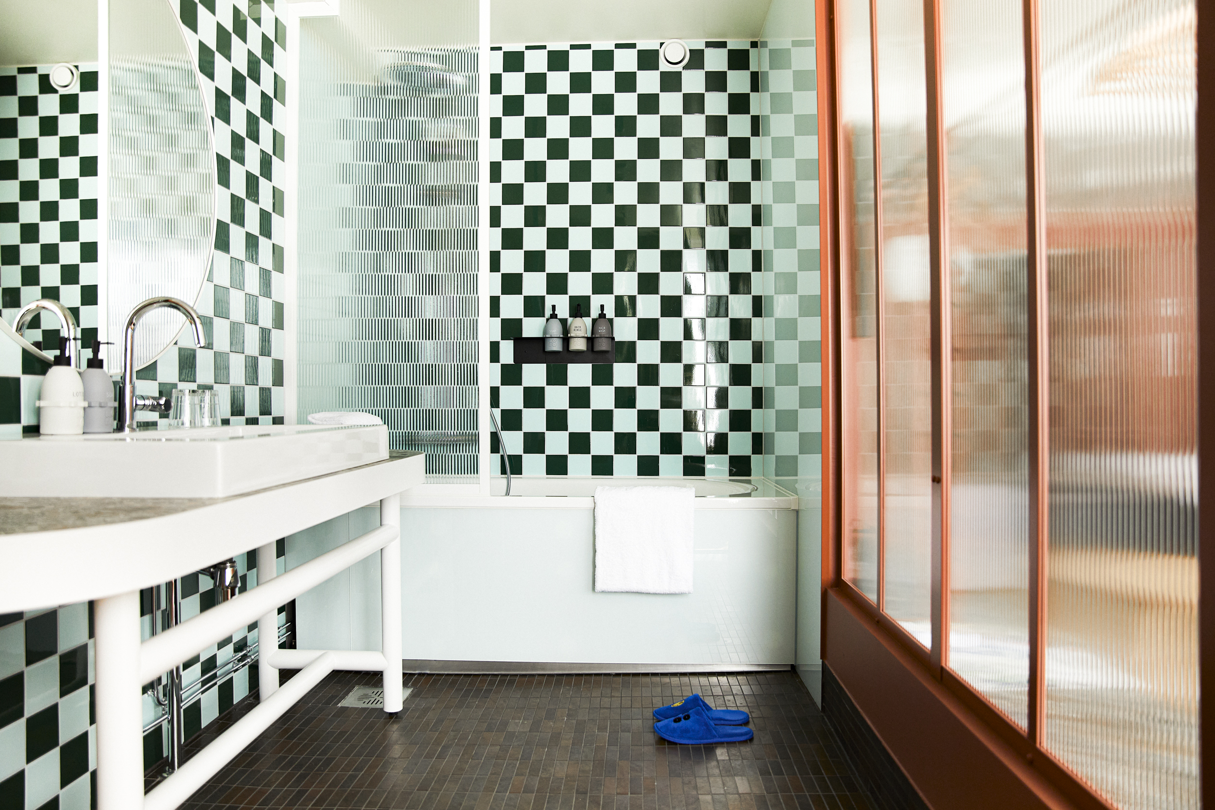 Double King Size Bed