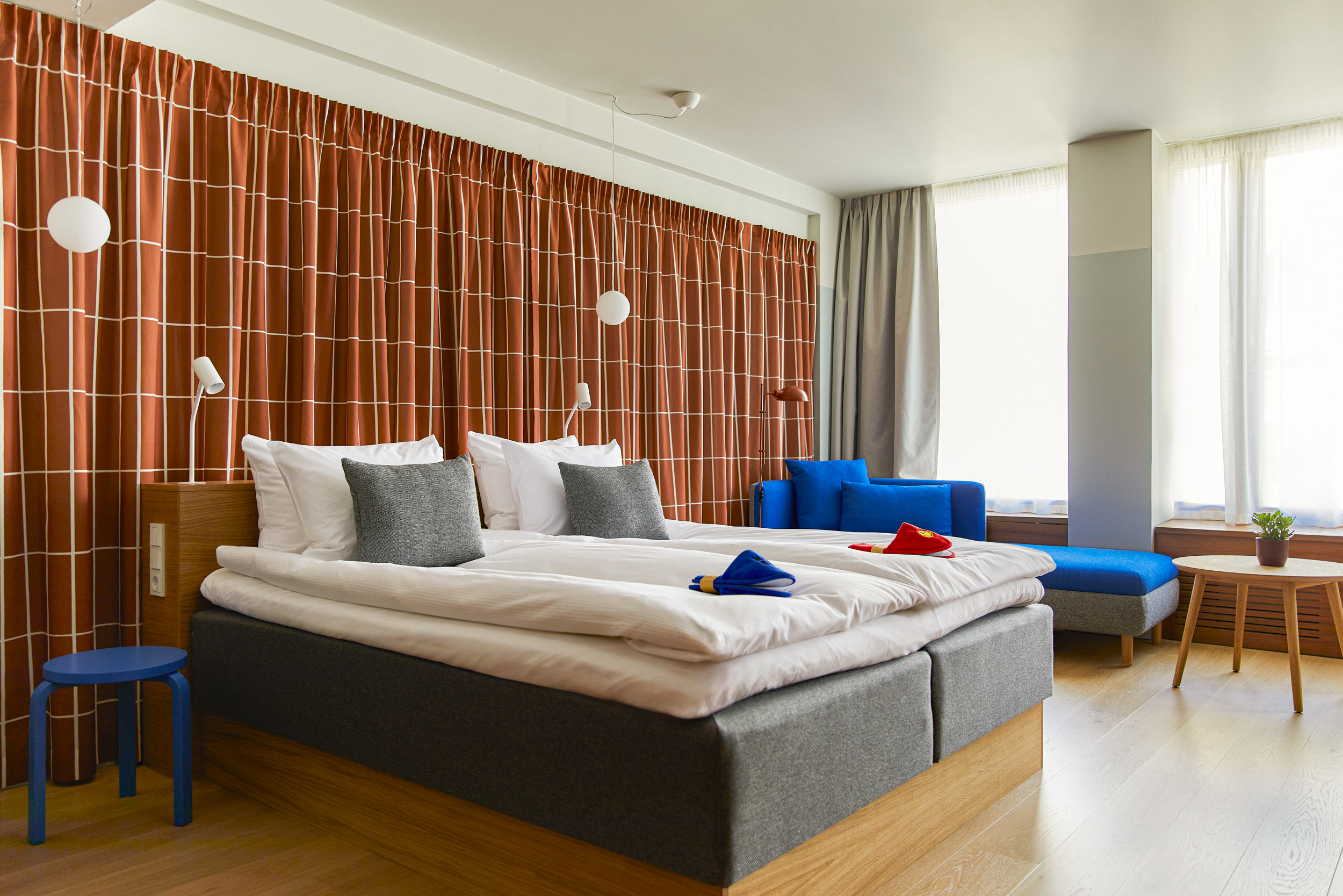 Double King Size Bed