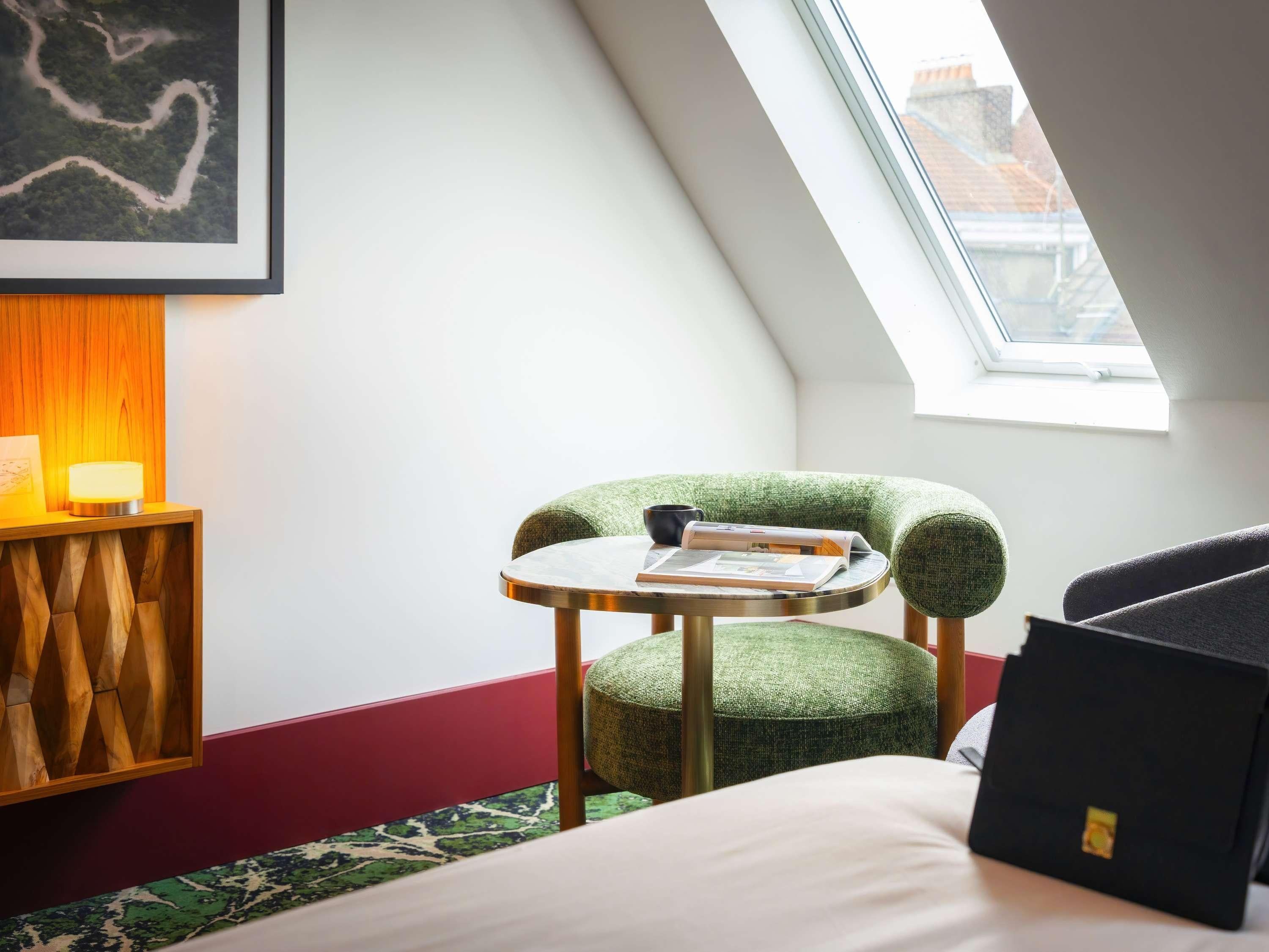 Double Duplex Superior