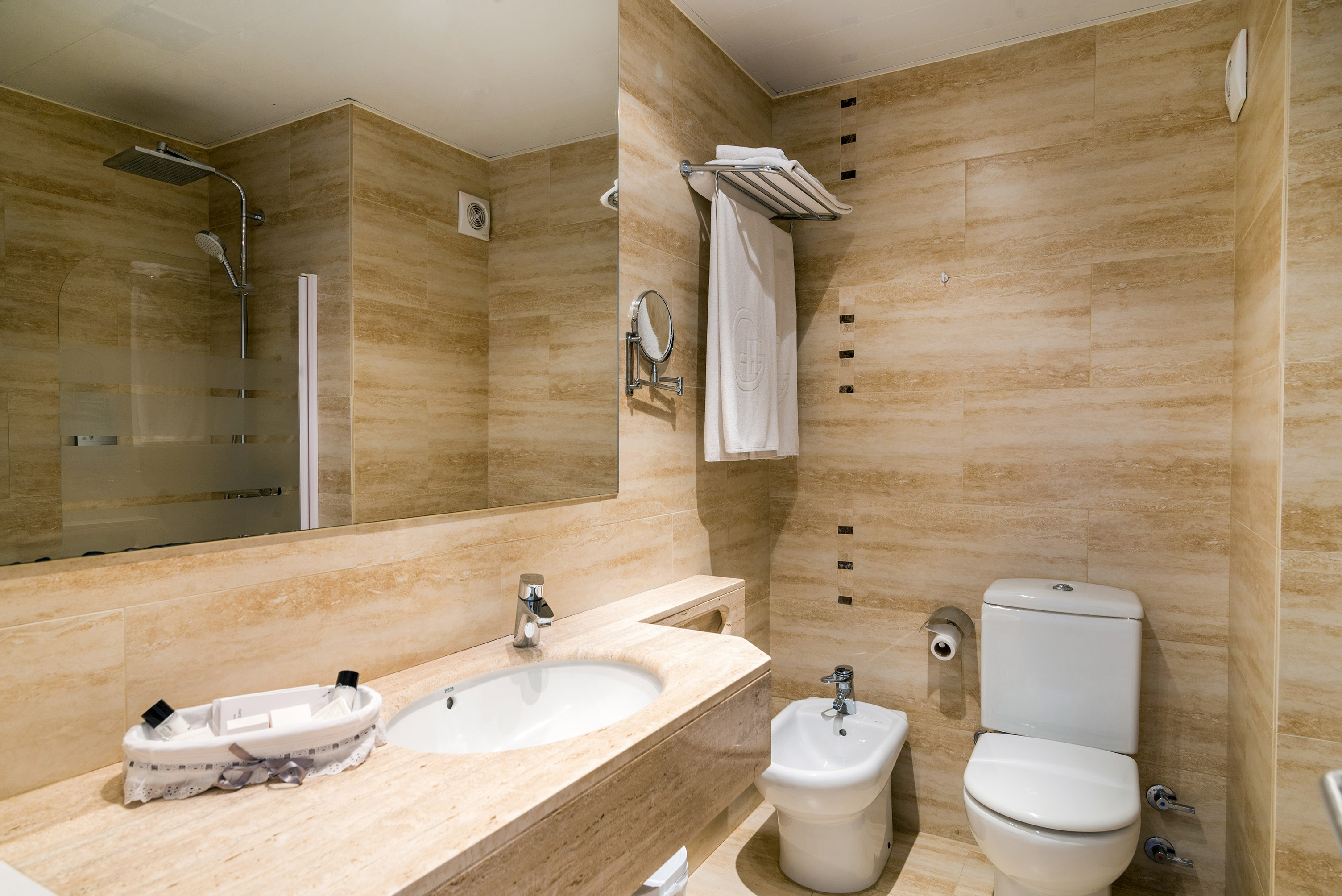 Double or Twin Deluxe Sea View