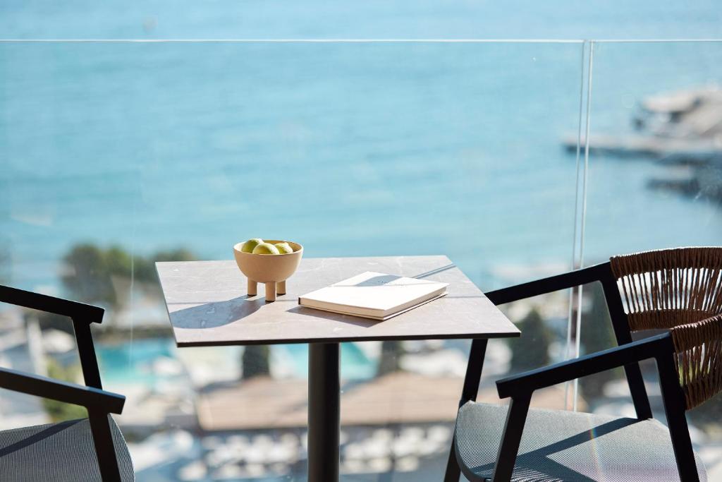 Double or Twin Sea View