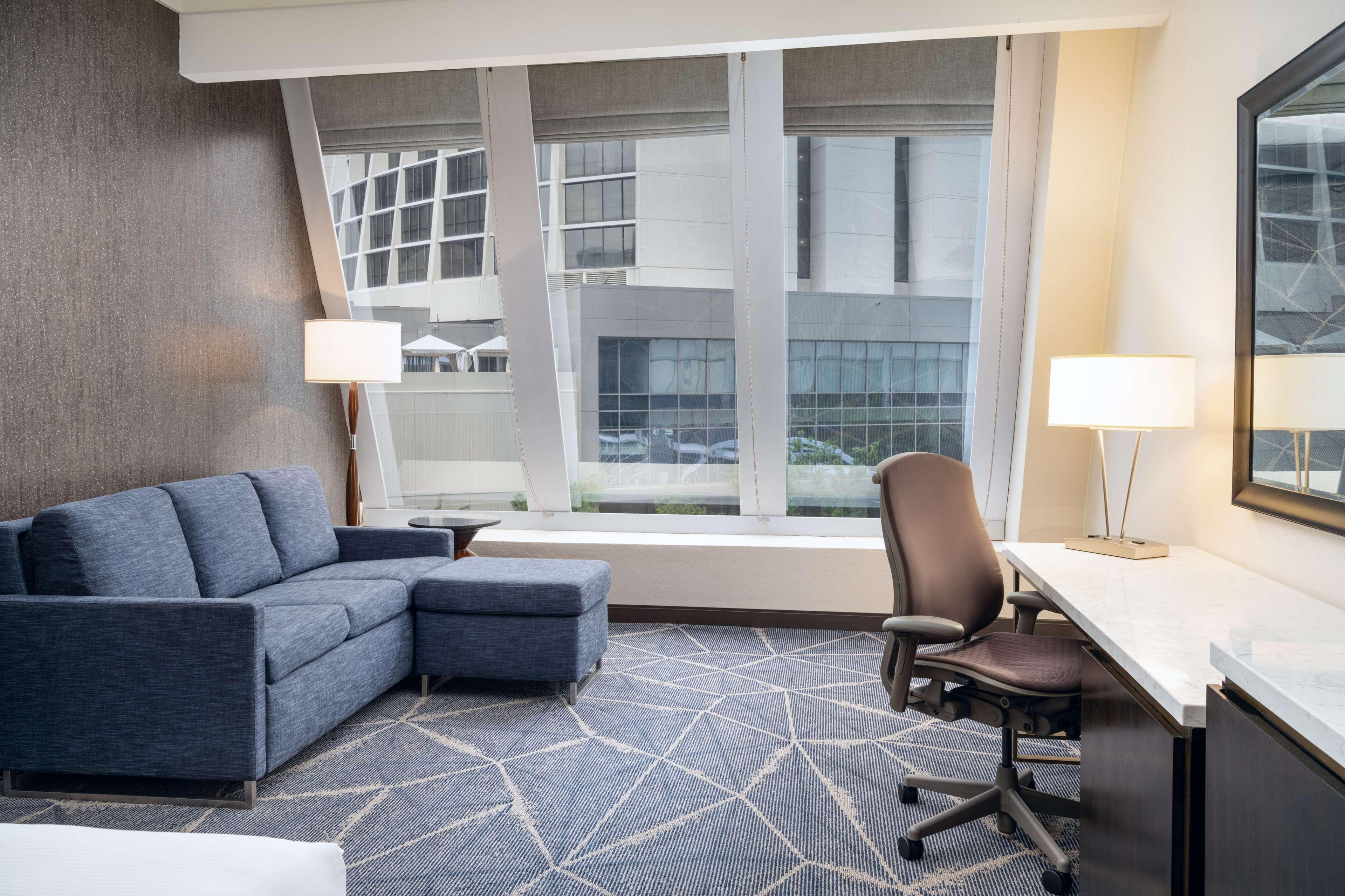 Studio King Size Bed