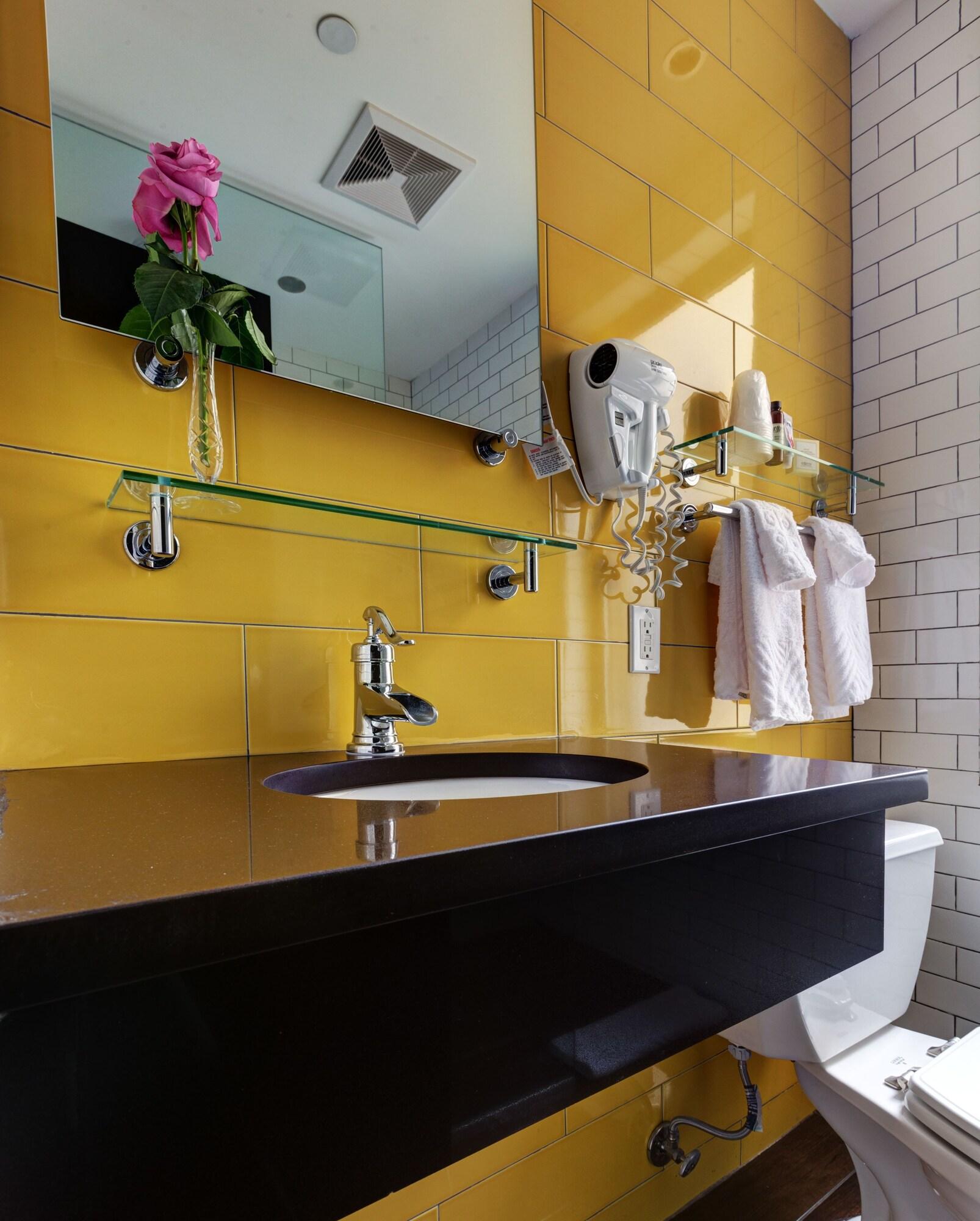 Double Queen Size Bed