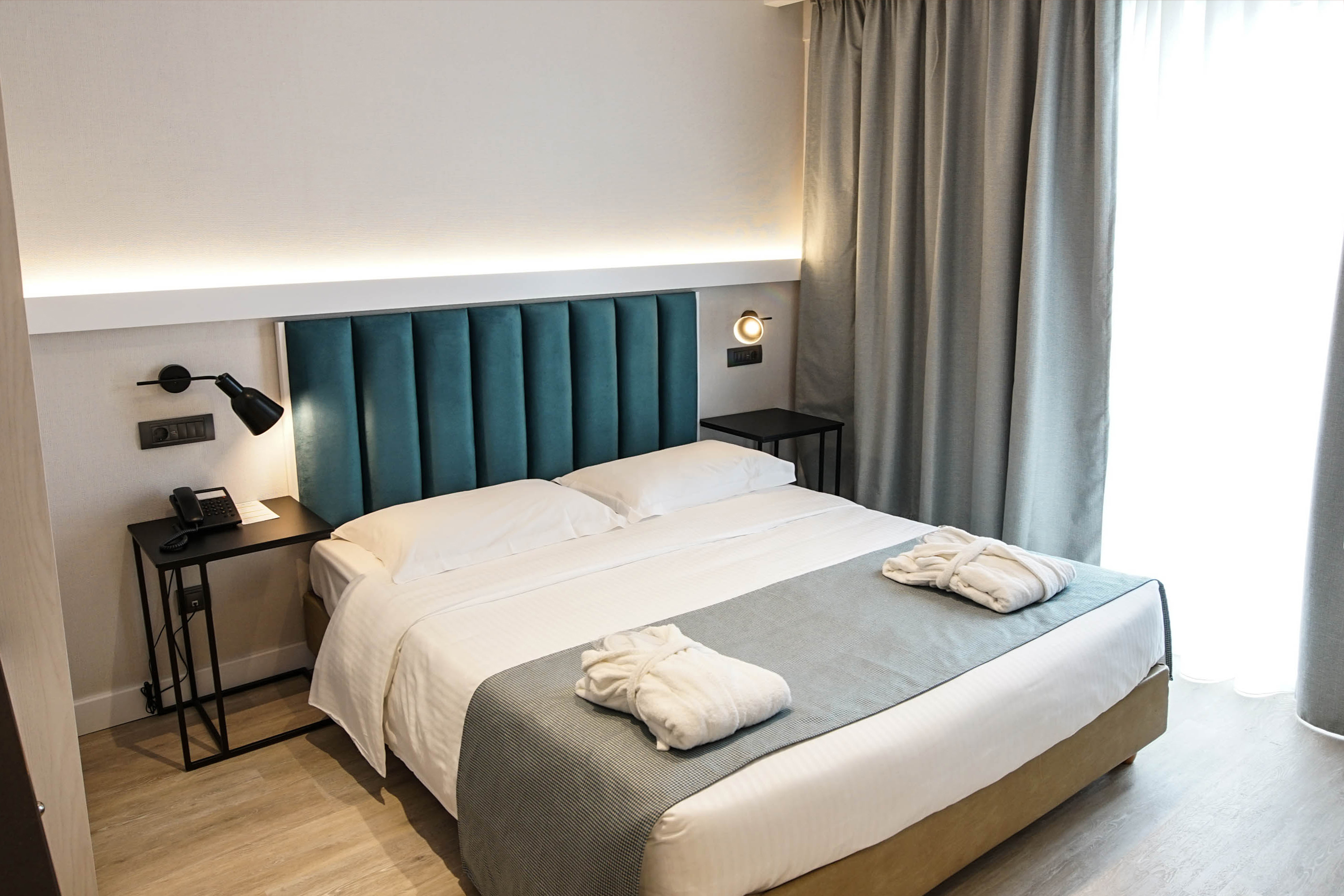 Double or Twin Standard