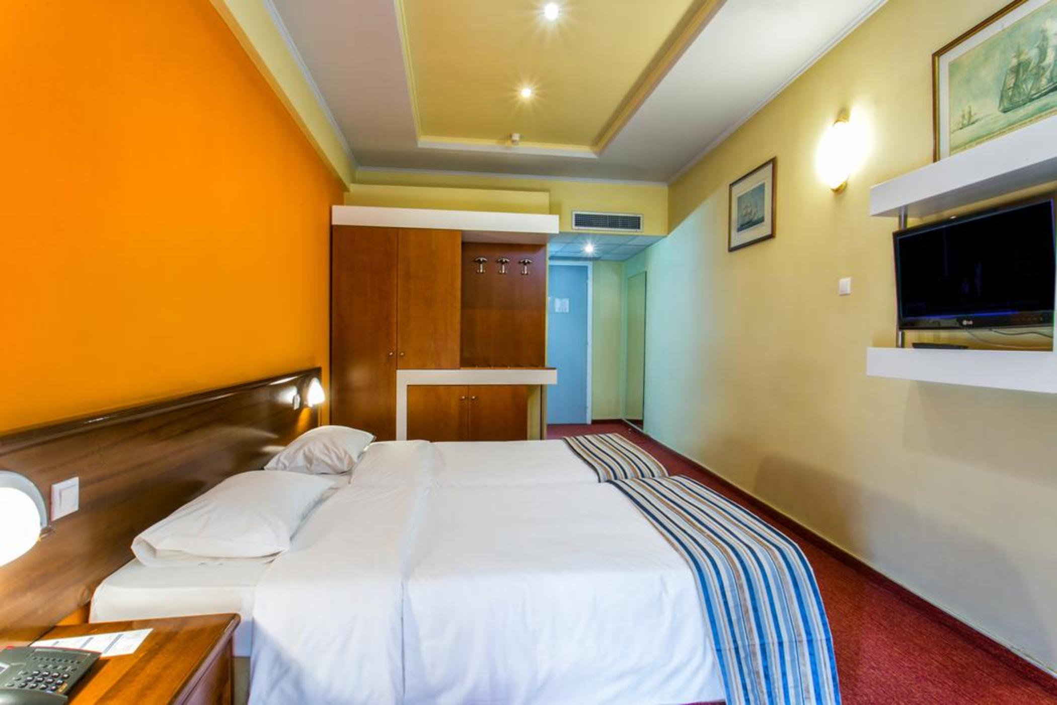 Double or Twin Economy