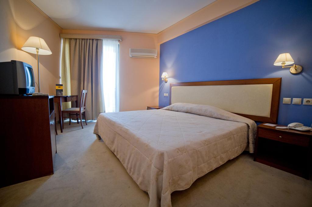 Double or Twin Standard