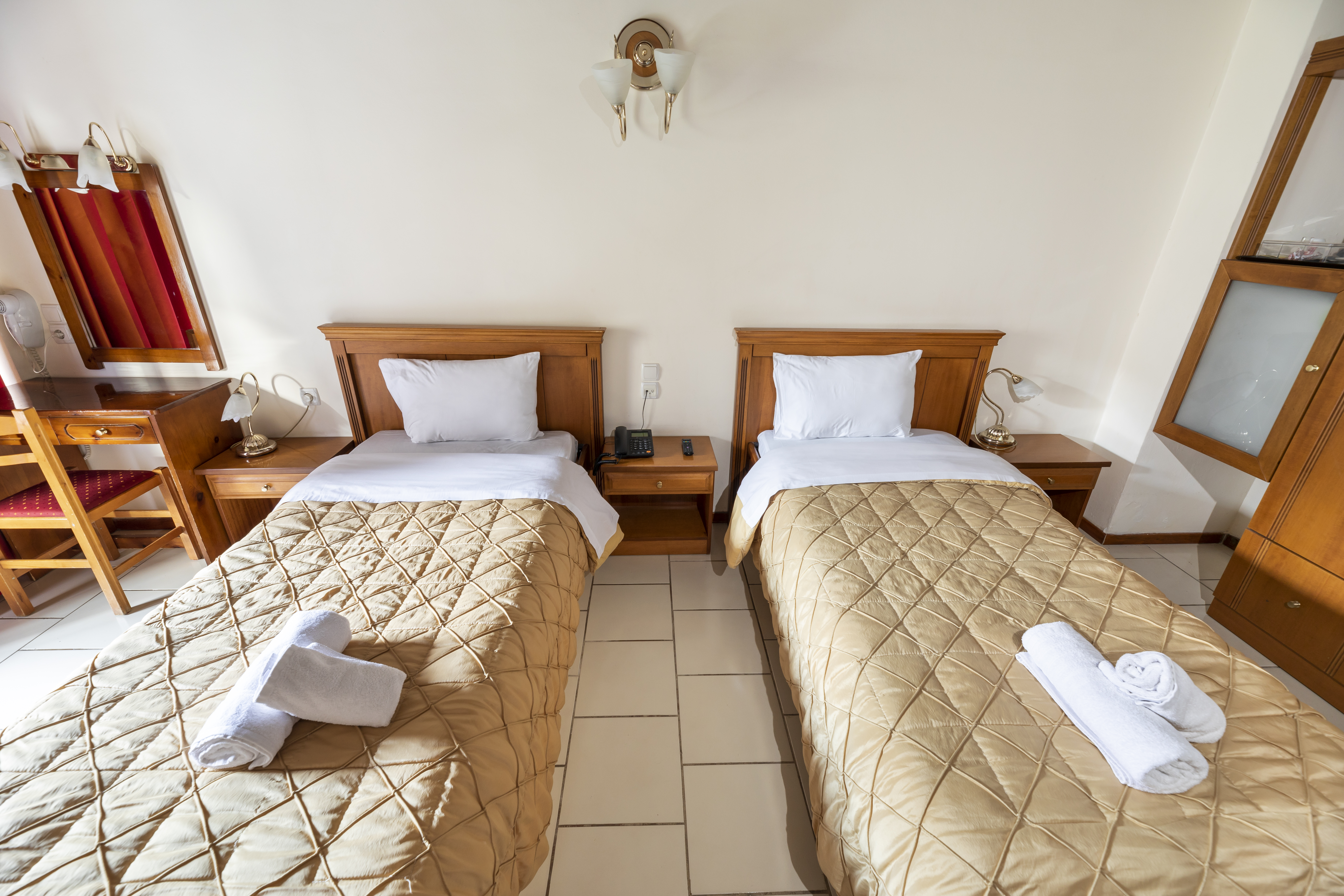 Double or Twin Standard