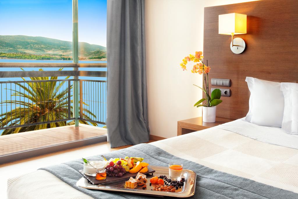 Double or Twin Sea View