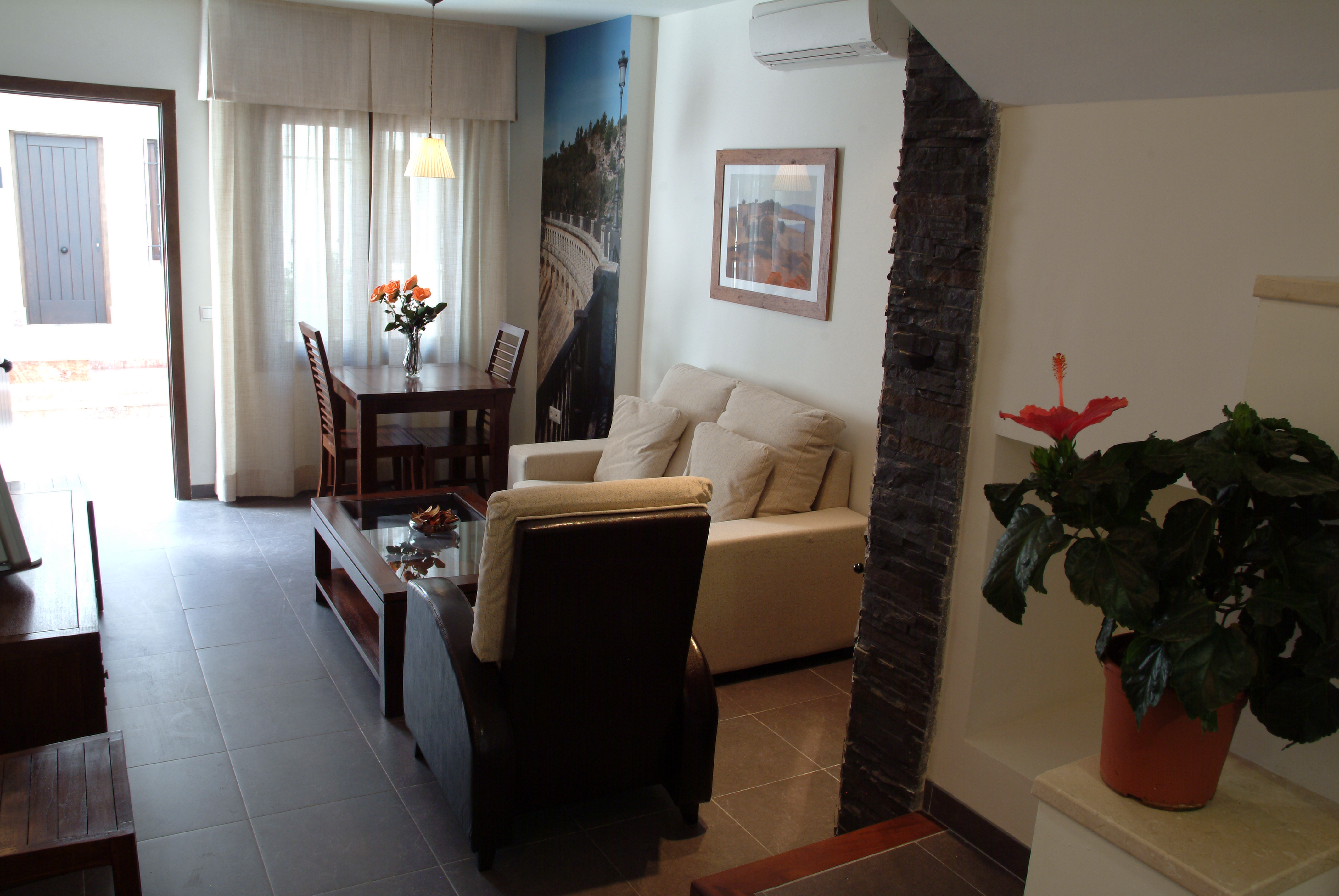 Apartment Capacity 3