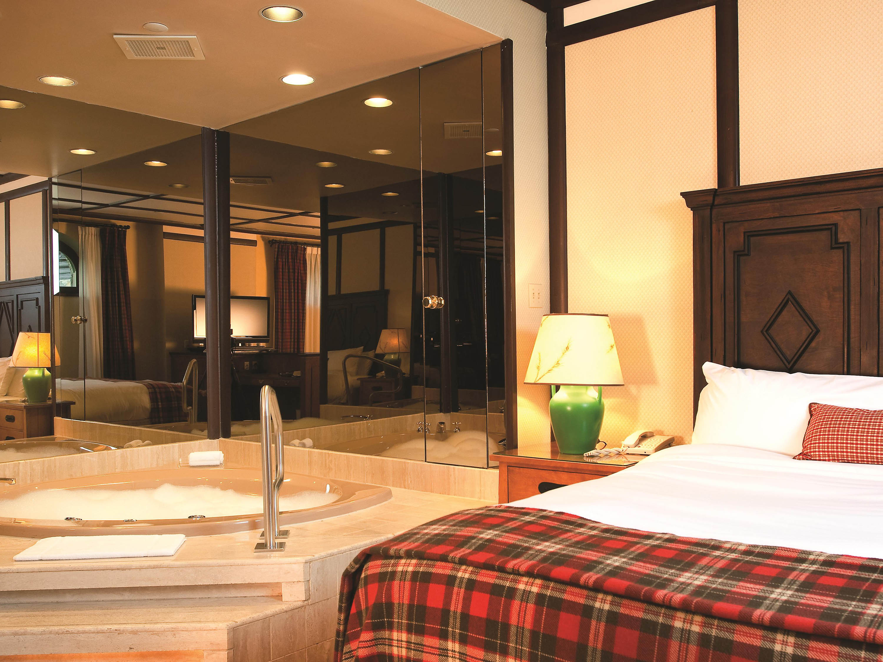 Suite Deluxe with Jacuzzi