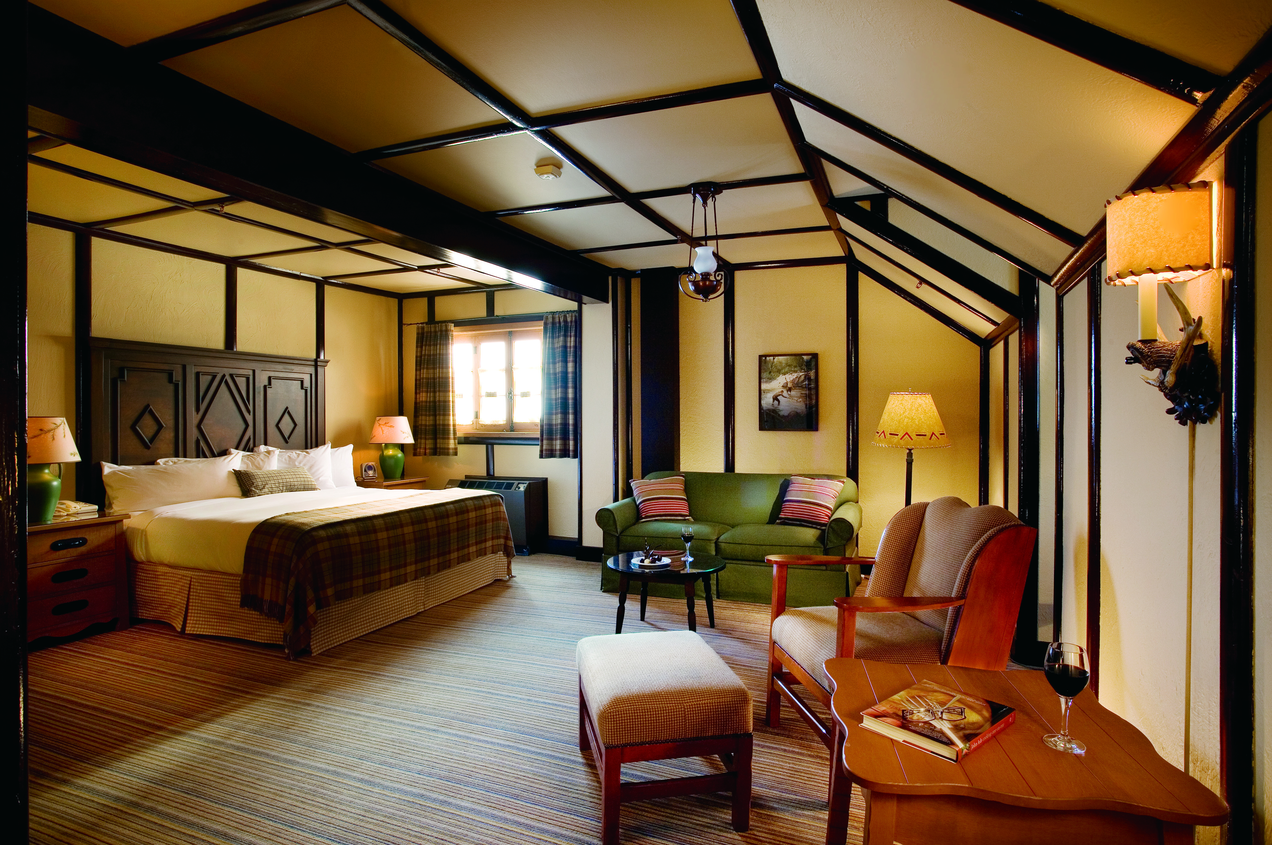 Double Deluxe King Bed