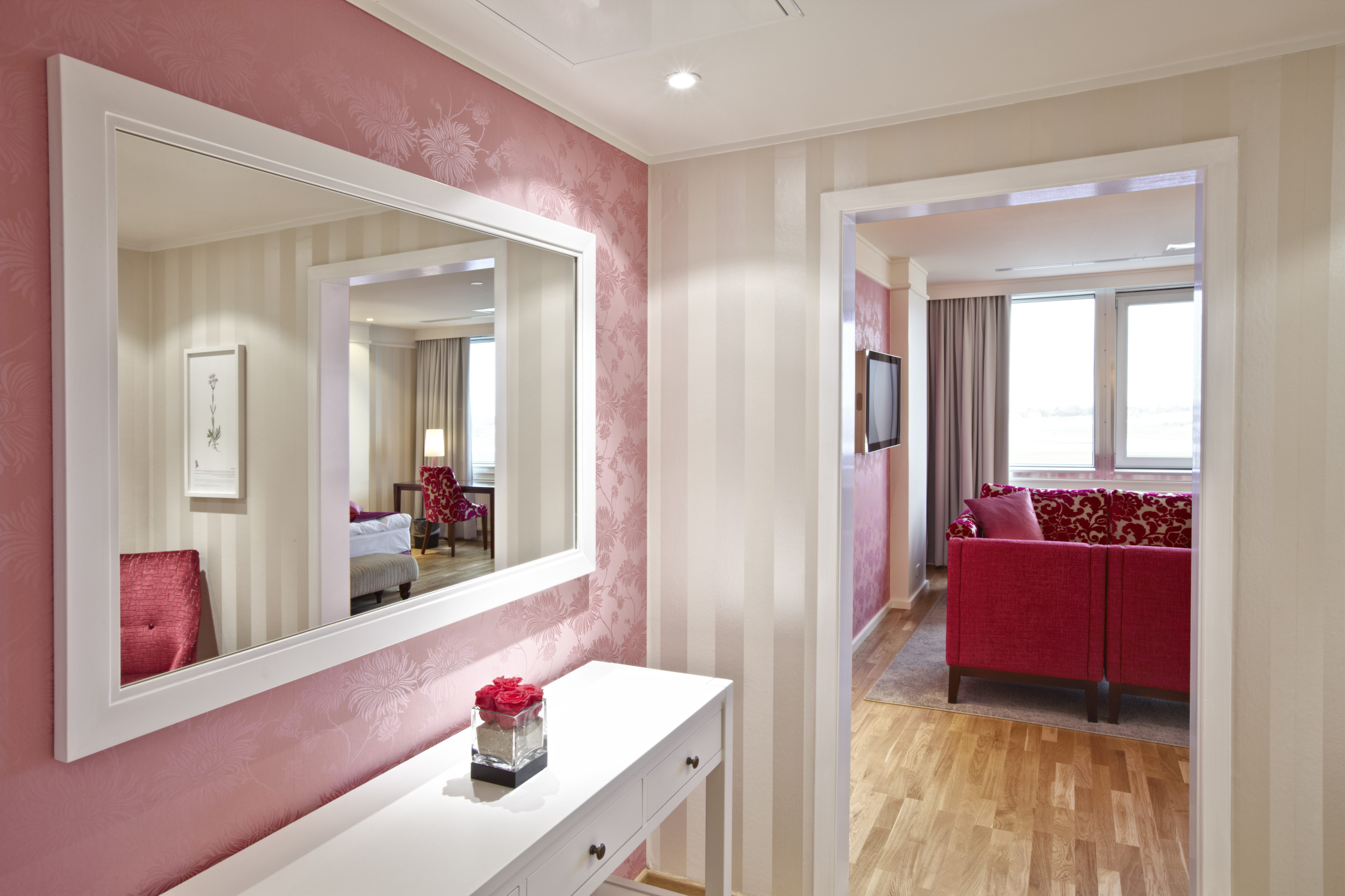 Junior Suite King Size Bed