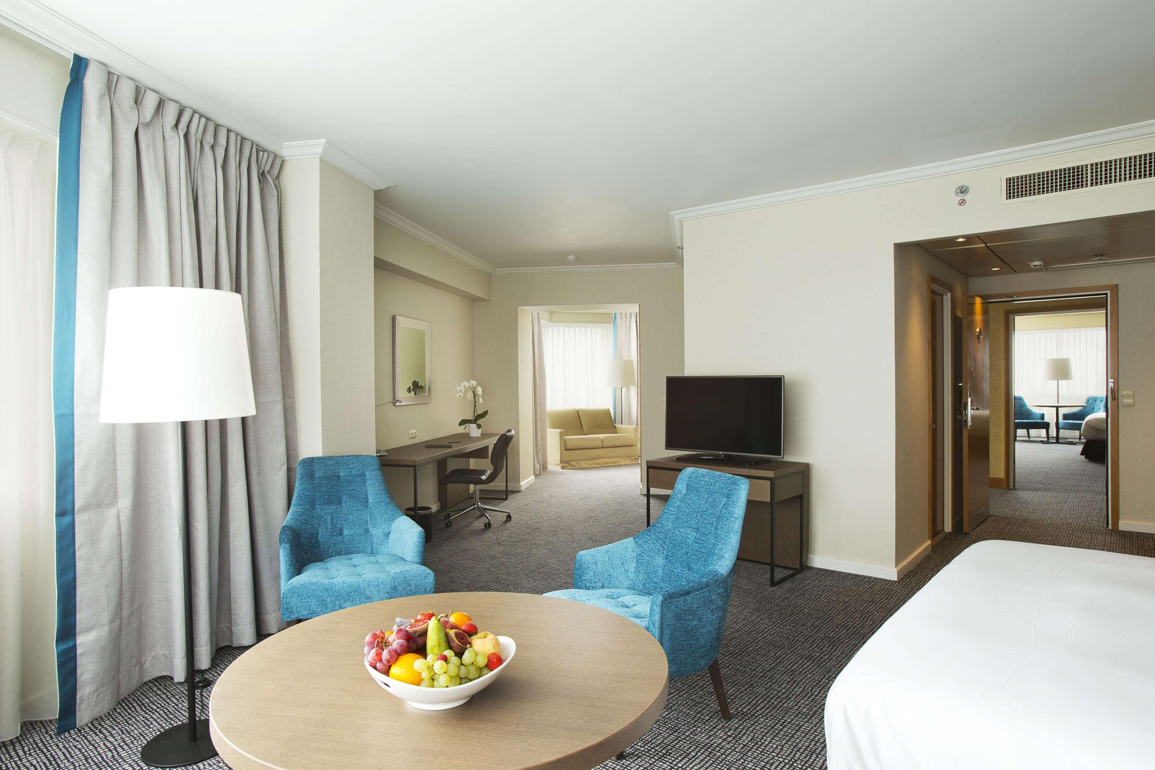 Junior Suite King Size Bed