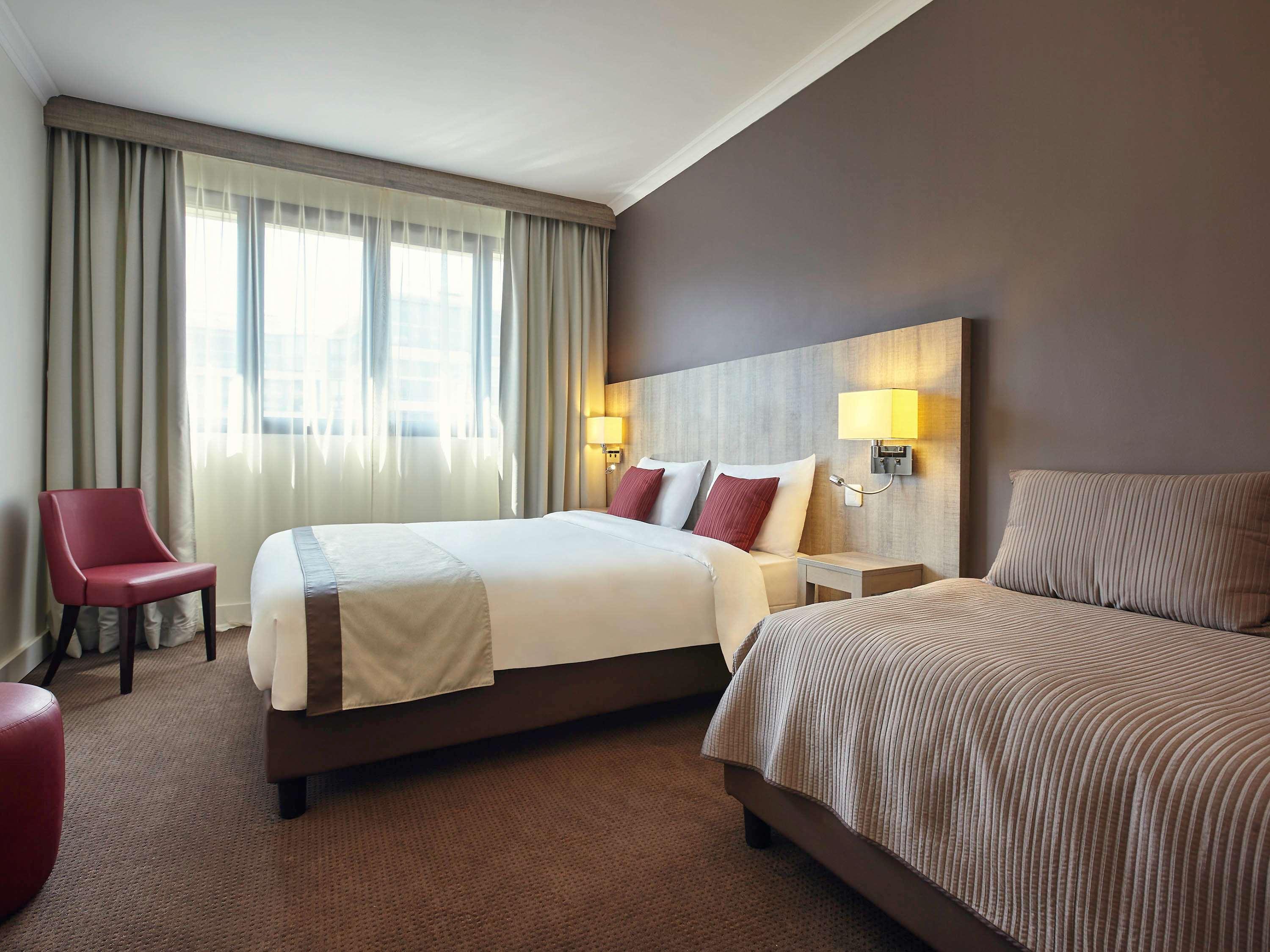 Double Classic Double Bed