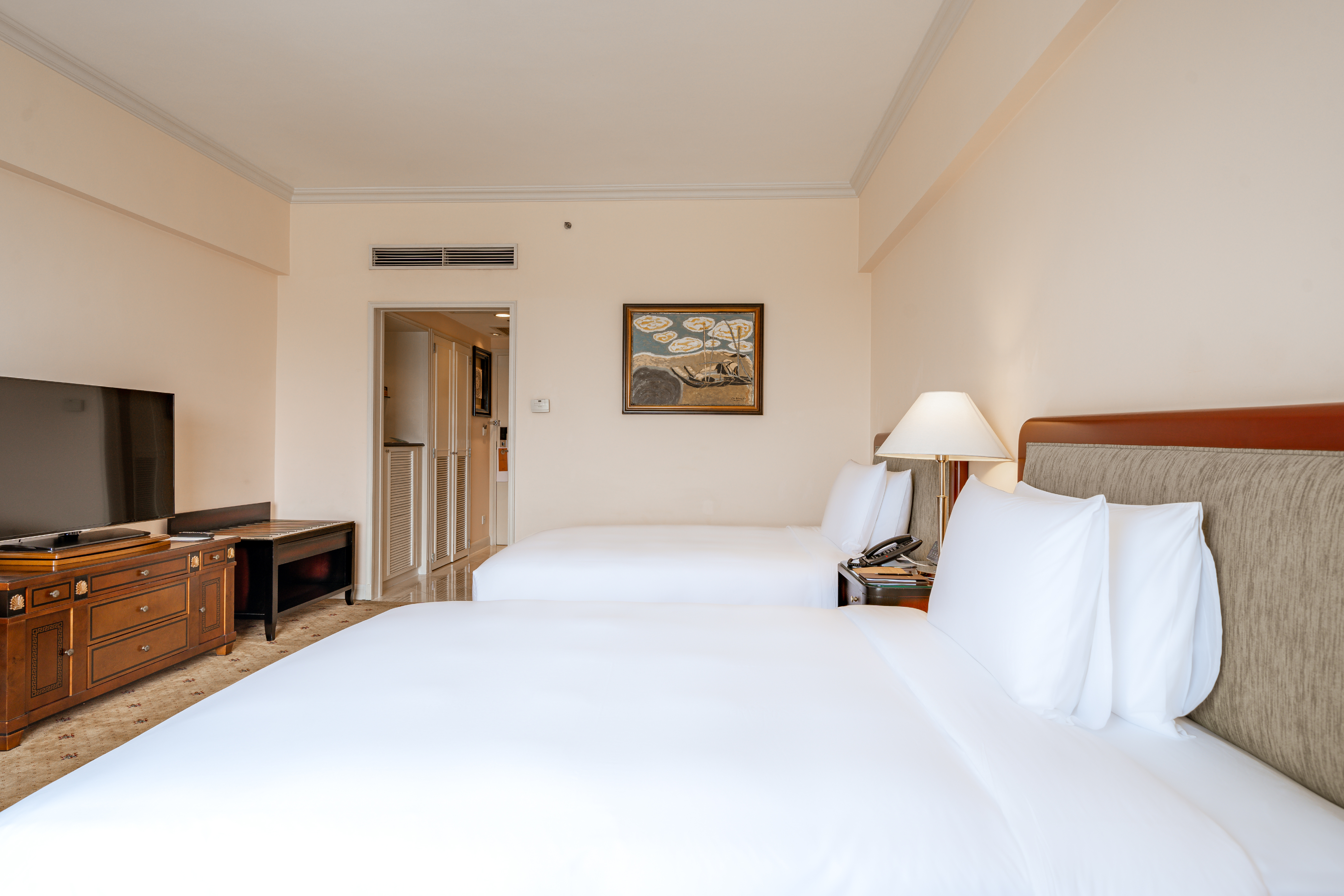 Twin Deluxe River View