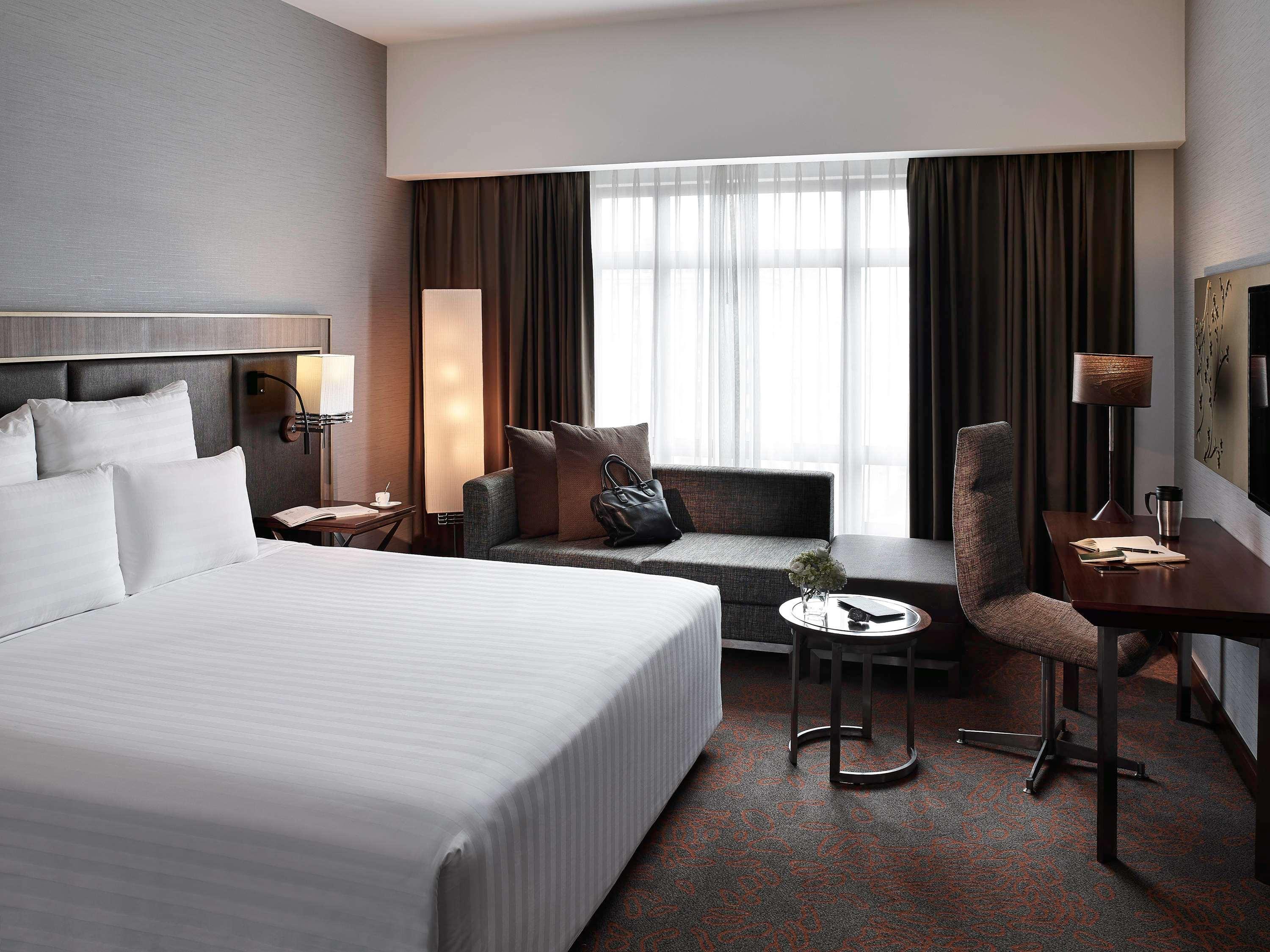 Twin Deluxe City View